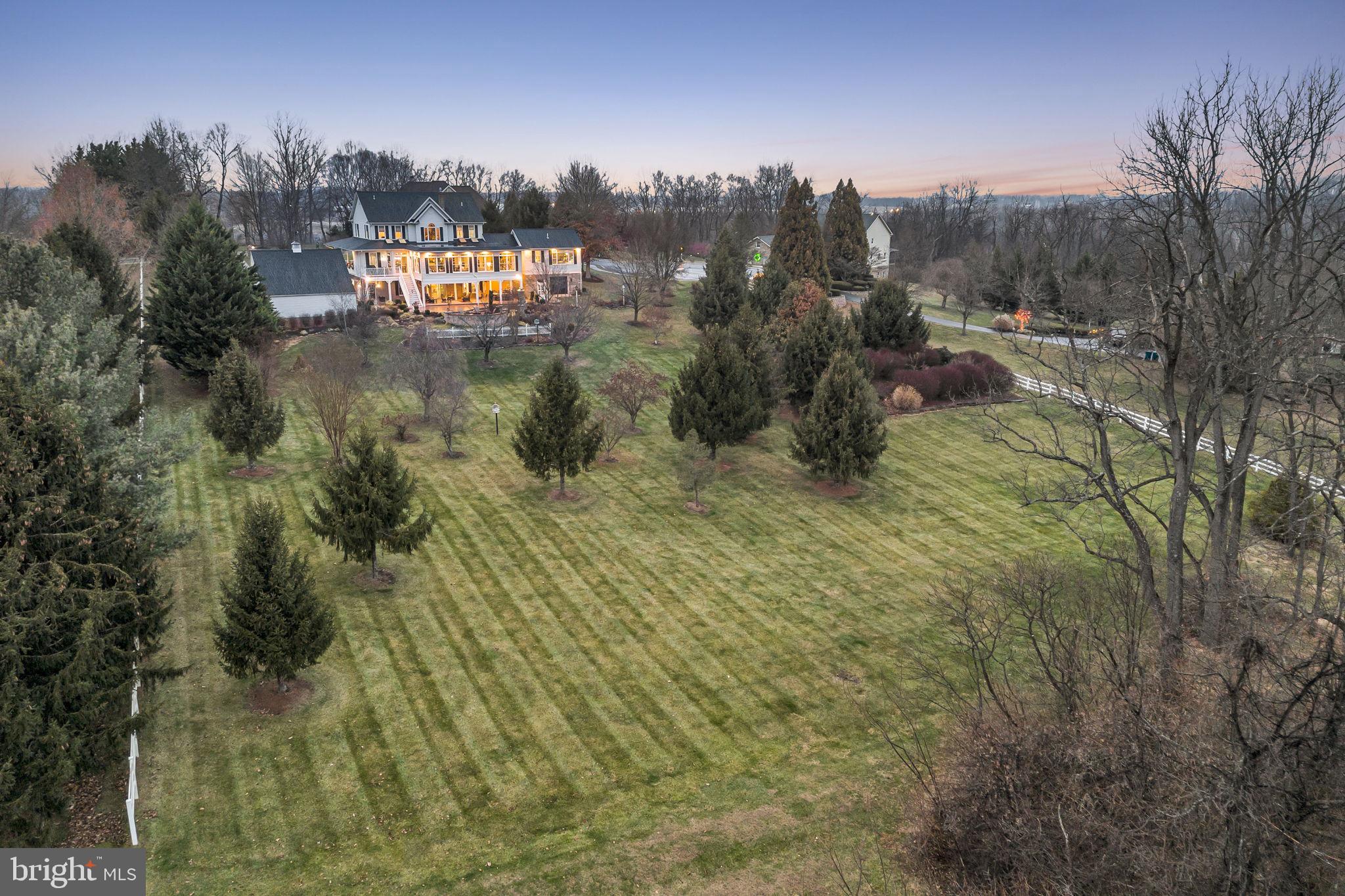 COUNTRY MANOR ESTATES - Residential