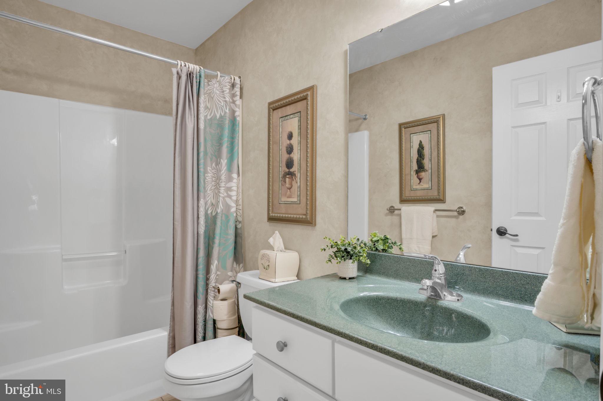 COUNTRY MANOR ESTATES - Residential