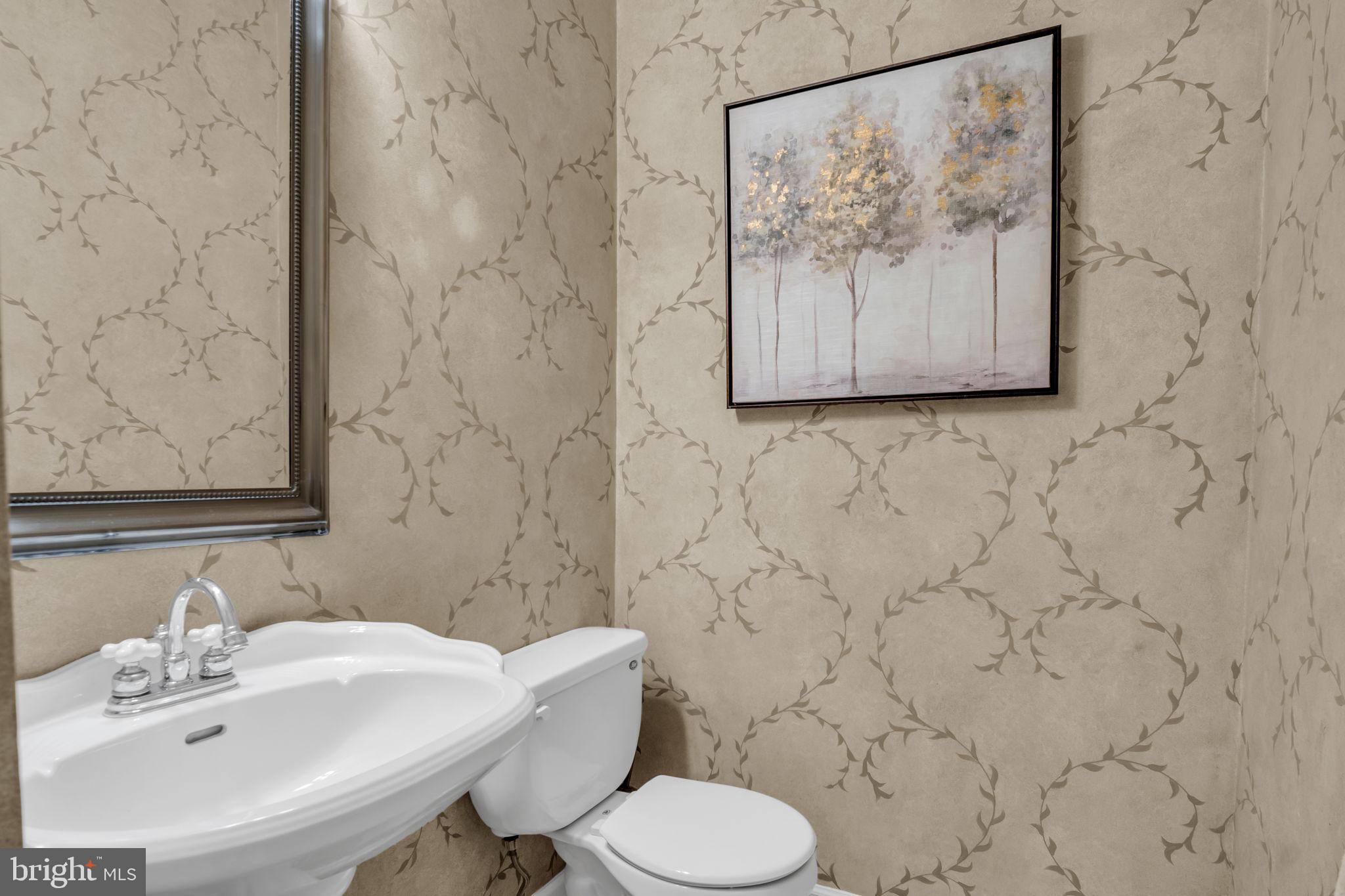 COUNTRY MANOR ESTATES - Residential