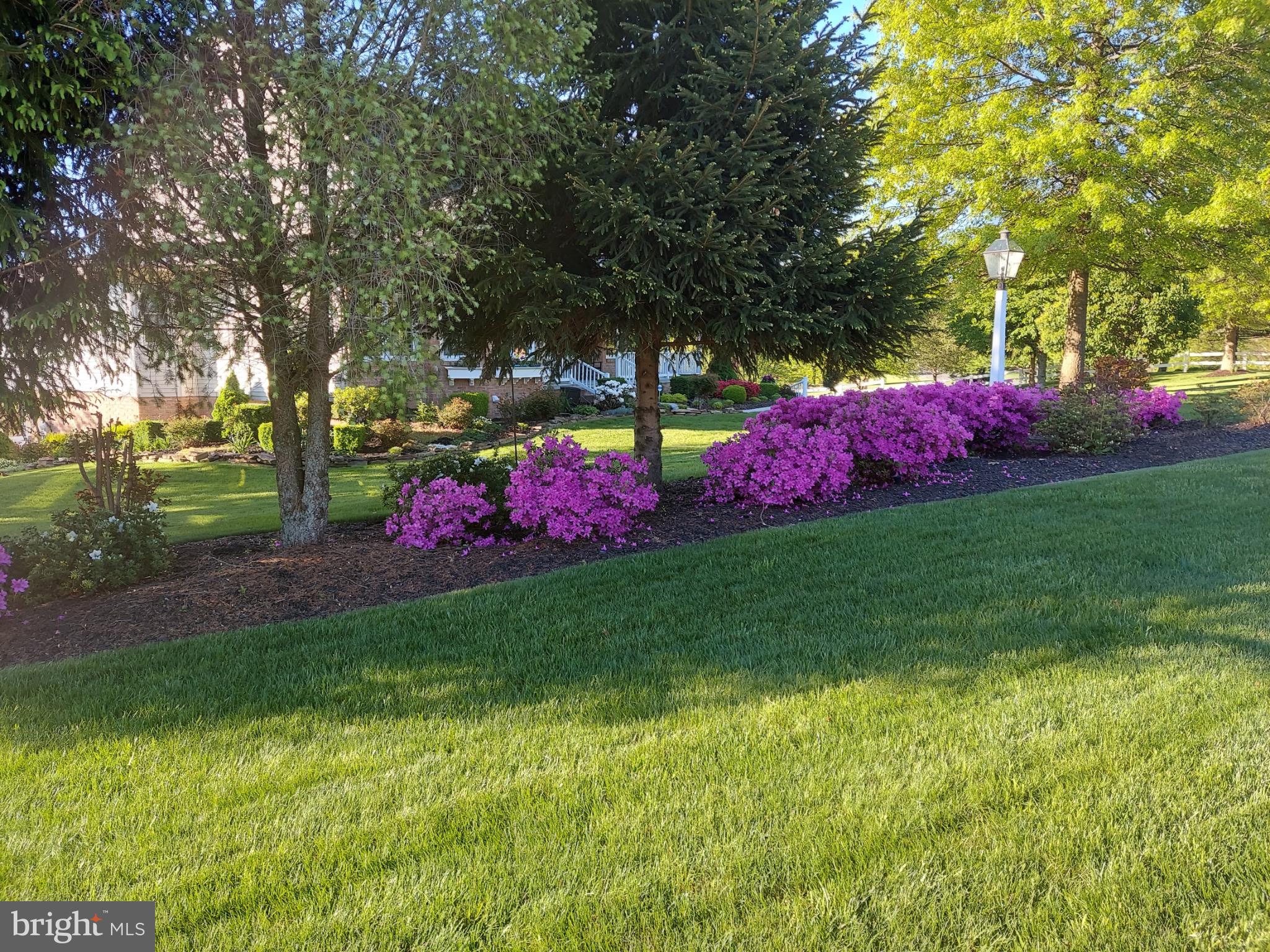 COUNTRY MANOR ESTATES - Residential