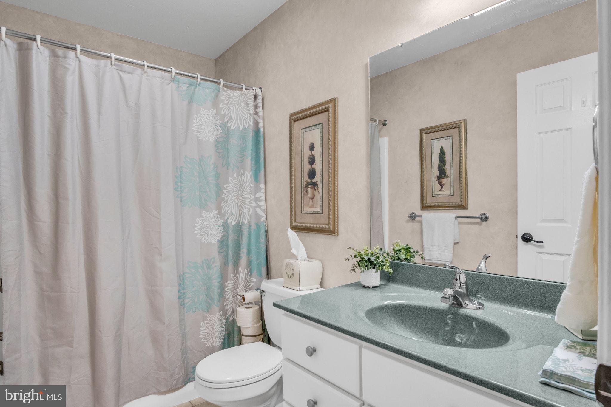 COUNTRY MANOR ESTATES - Residential