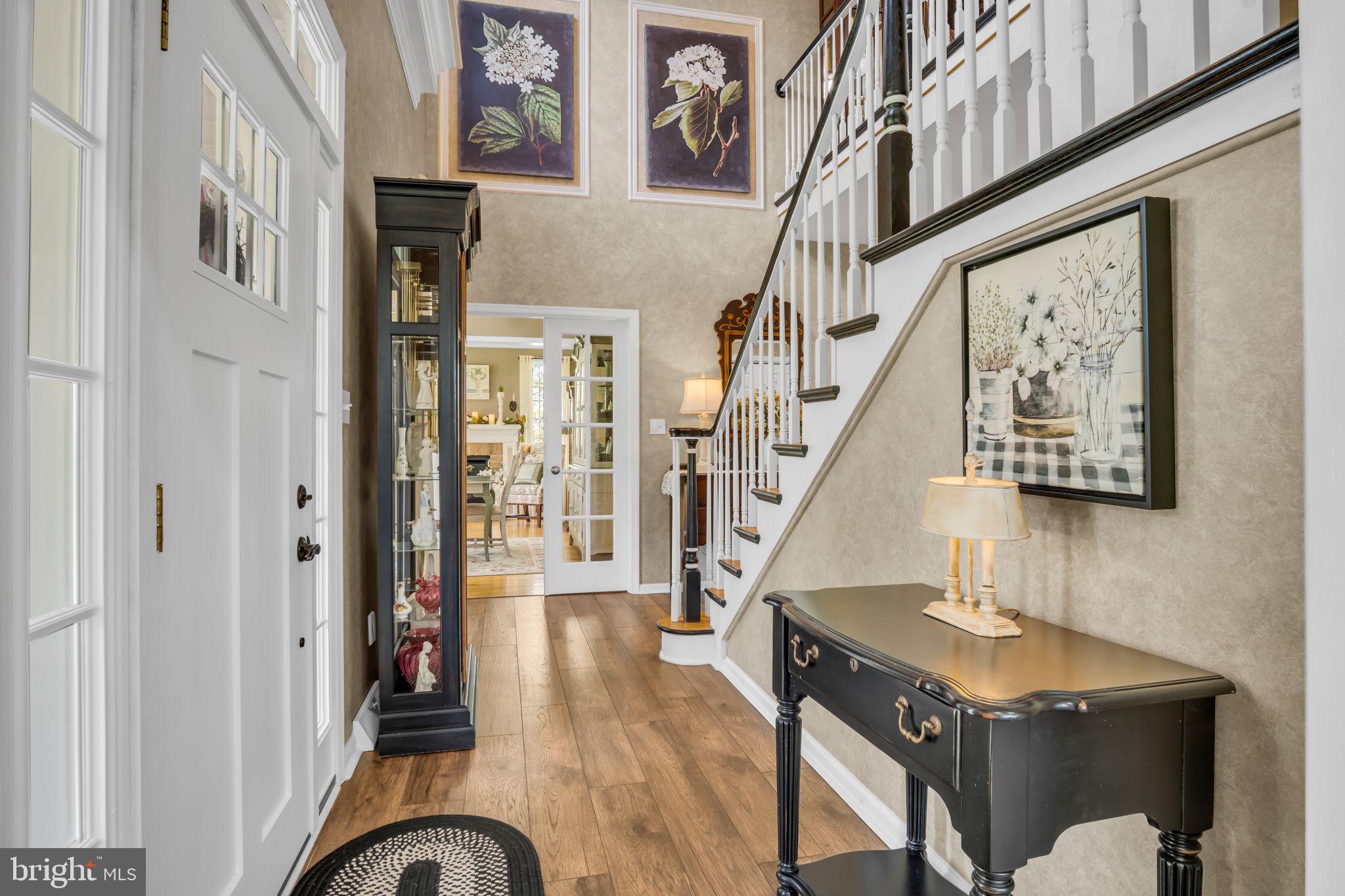 COUNTRY MANOR ESTATES - Residential