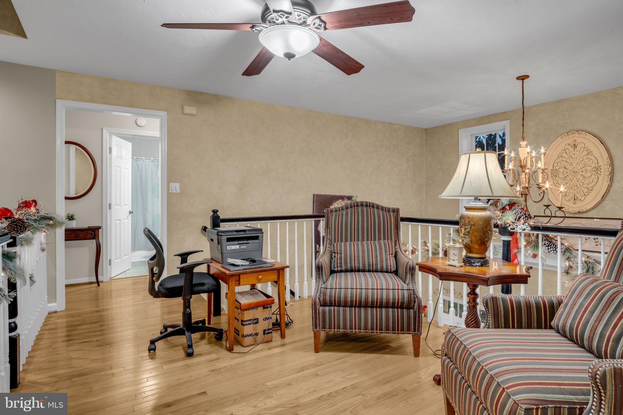 COUNTRY MANOR ESTATES - Residential