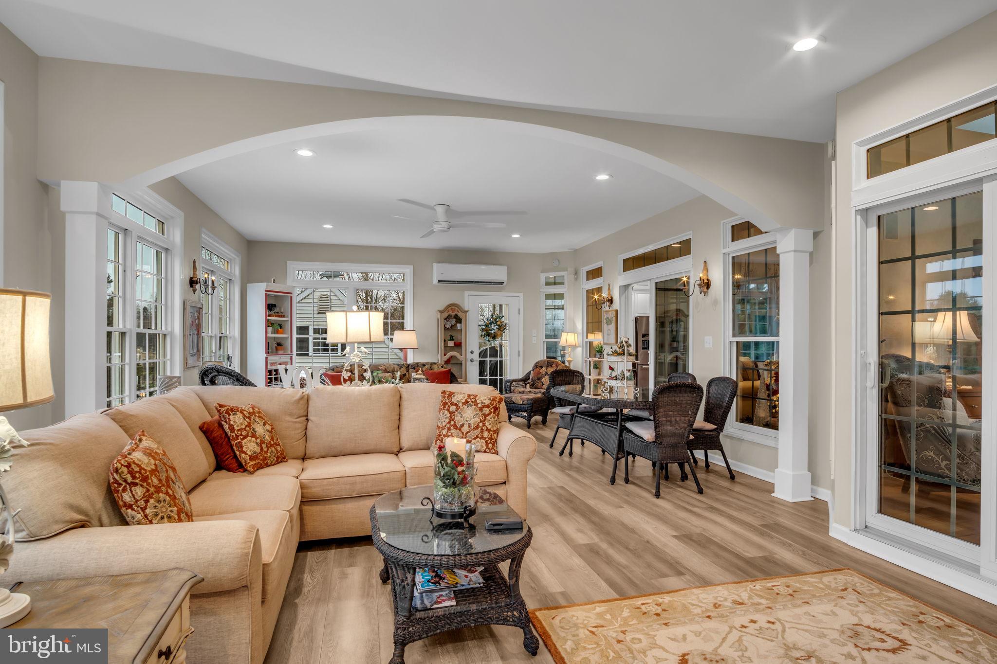 COUNTRY MANOR ESTATES - Residential