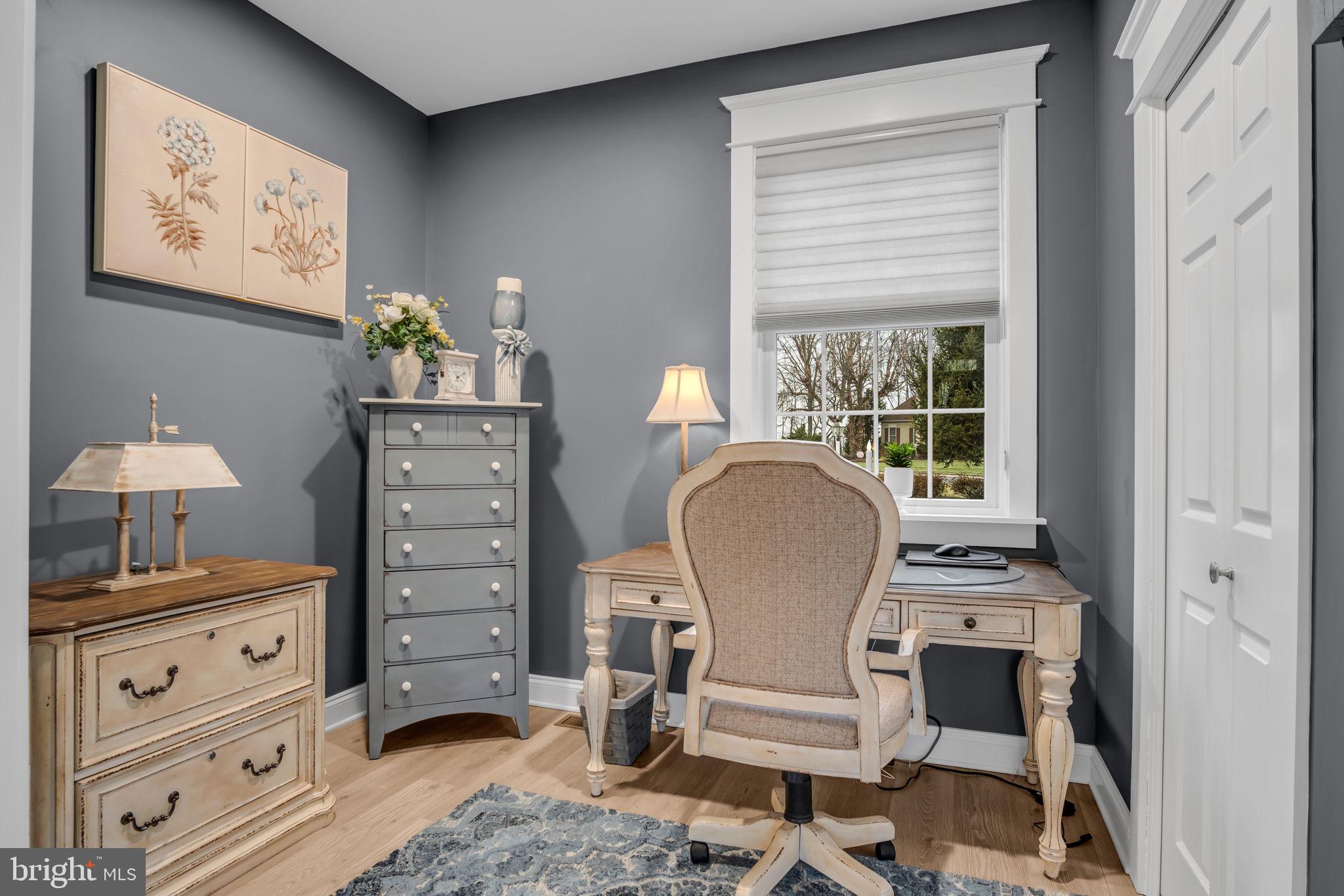 COUNTRY MANOR ESTATES - Residential