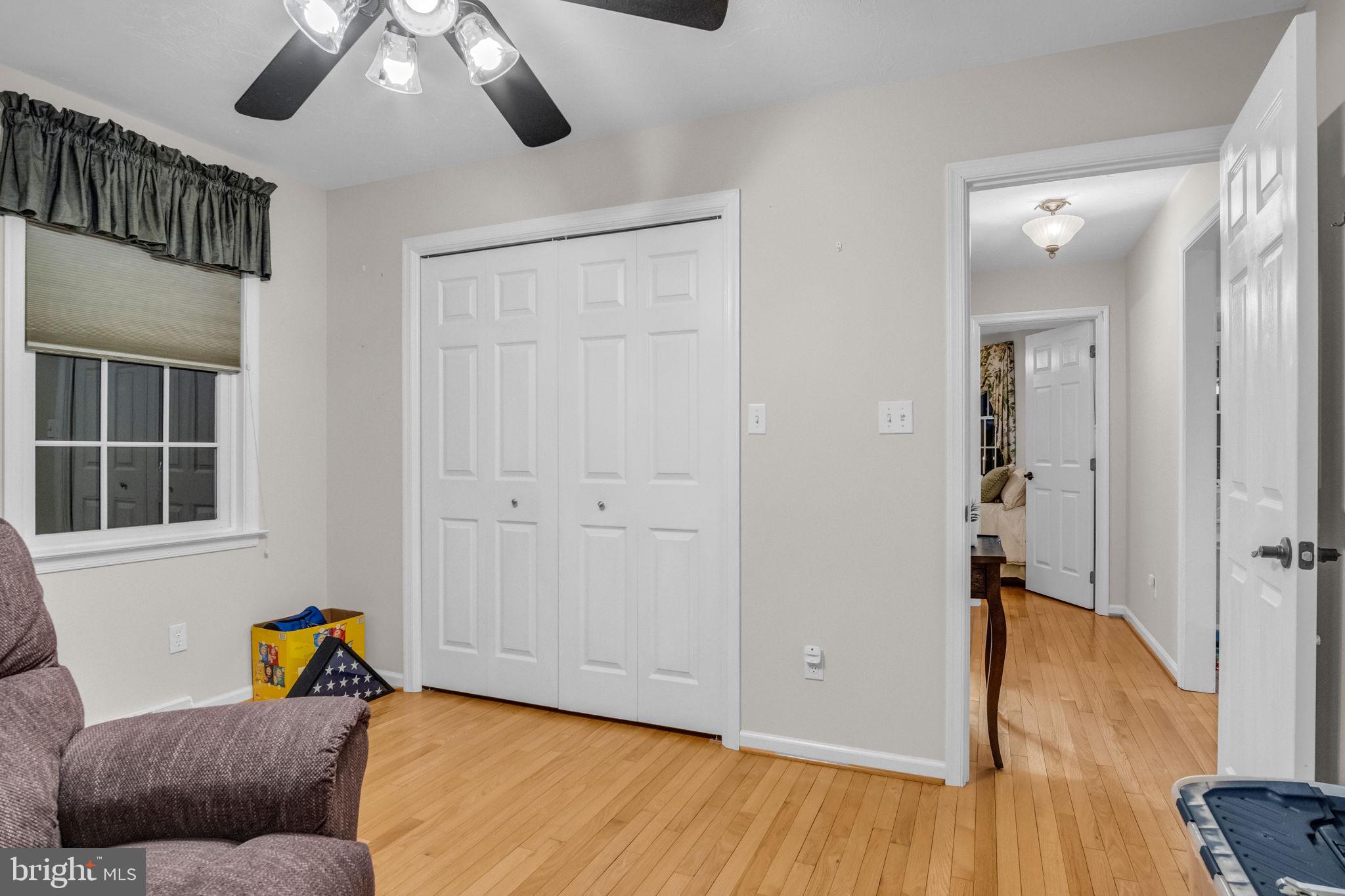 COUNTRY MANOR ESTATES - Residential