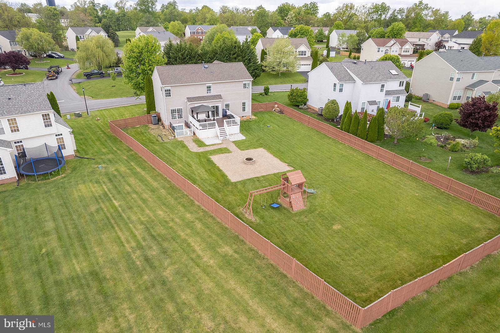 LOCUST HILL - Residential