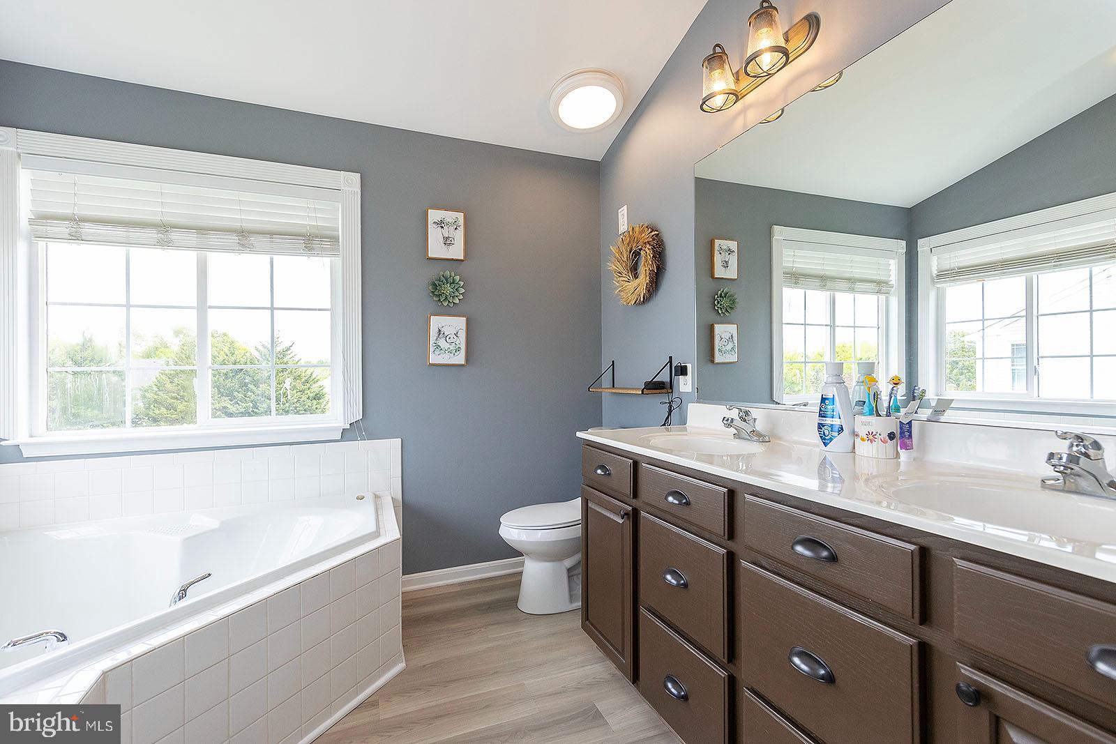 LOCUST HILL - Residential