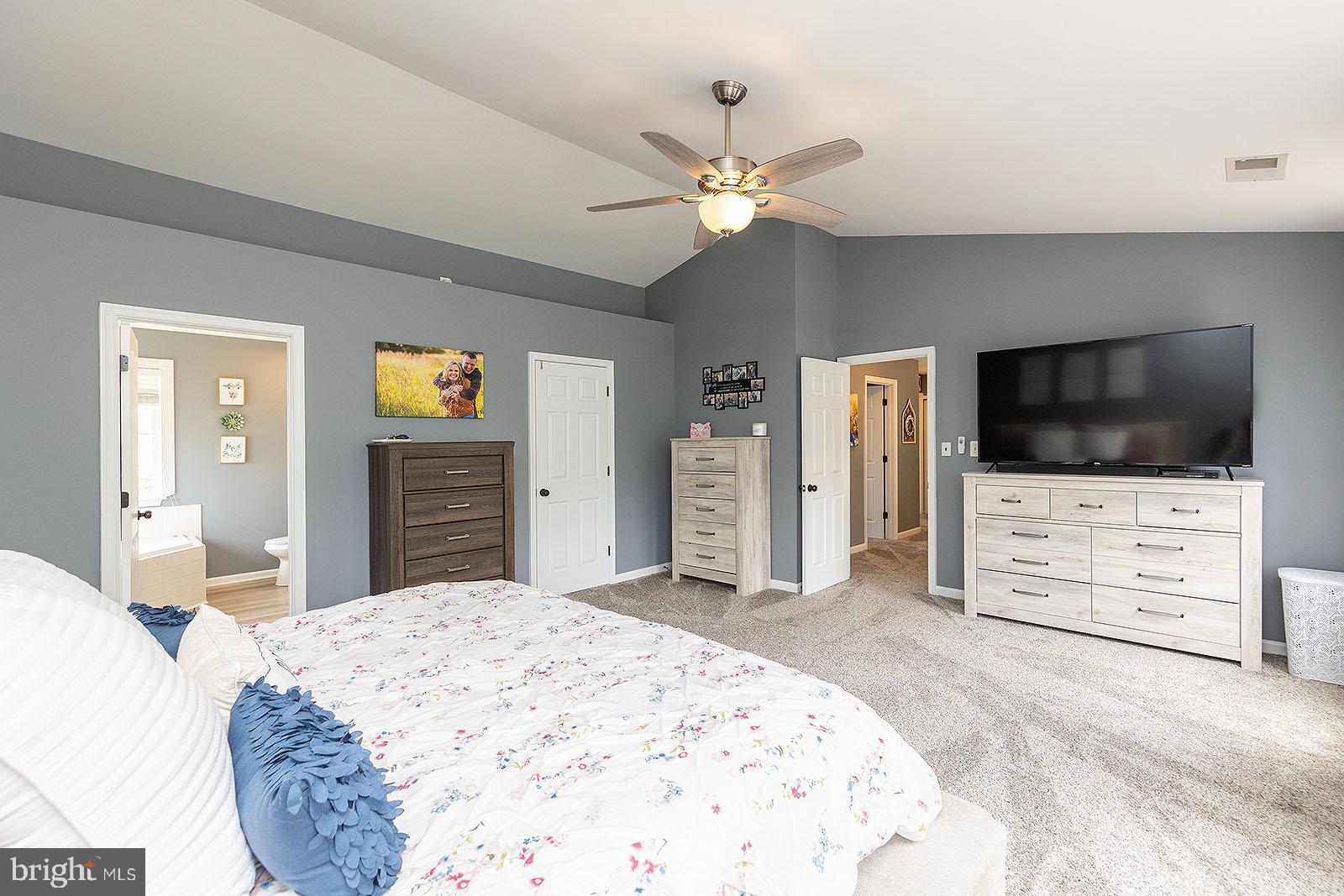 LOCUST HILL - Residential