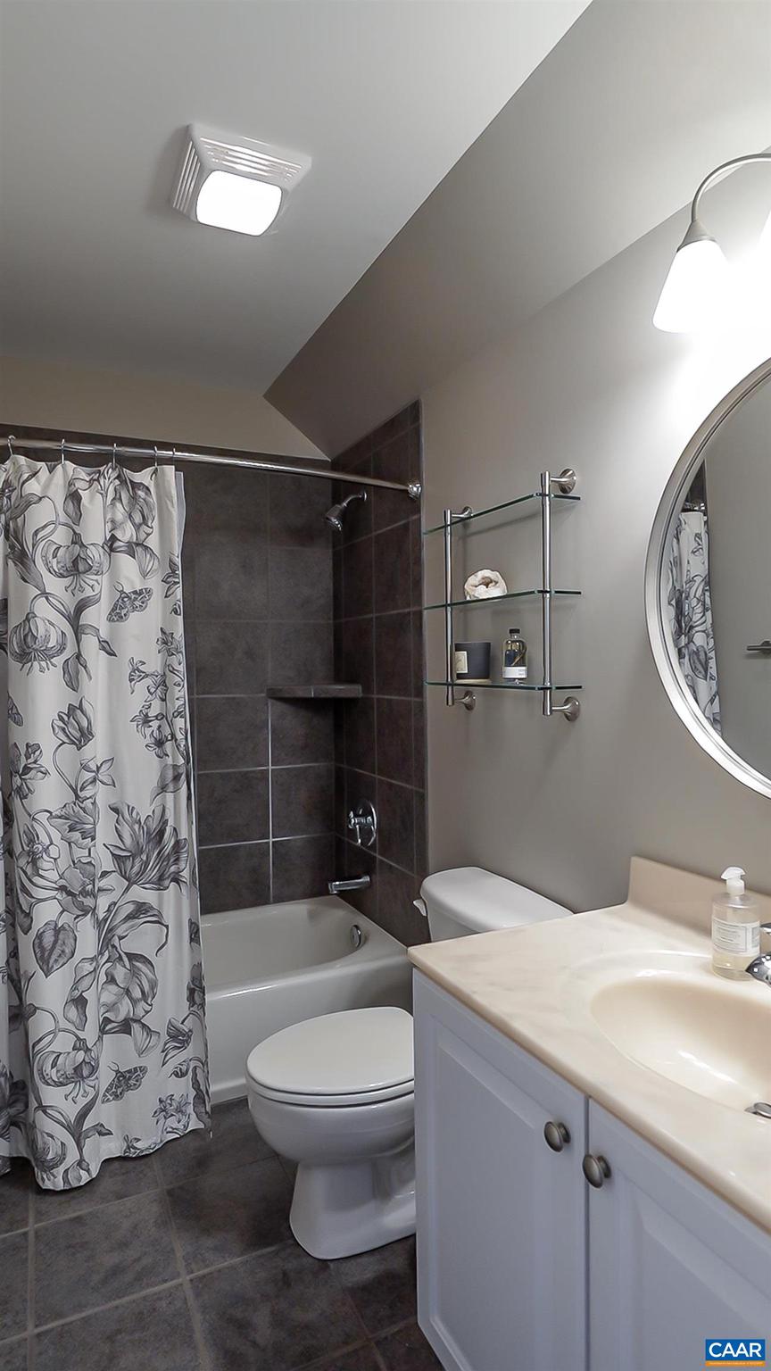 OLD TRAIL - Residential