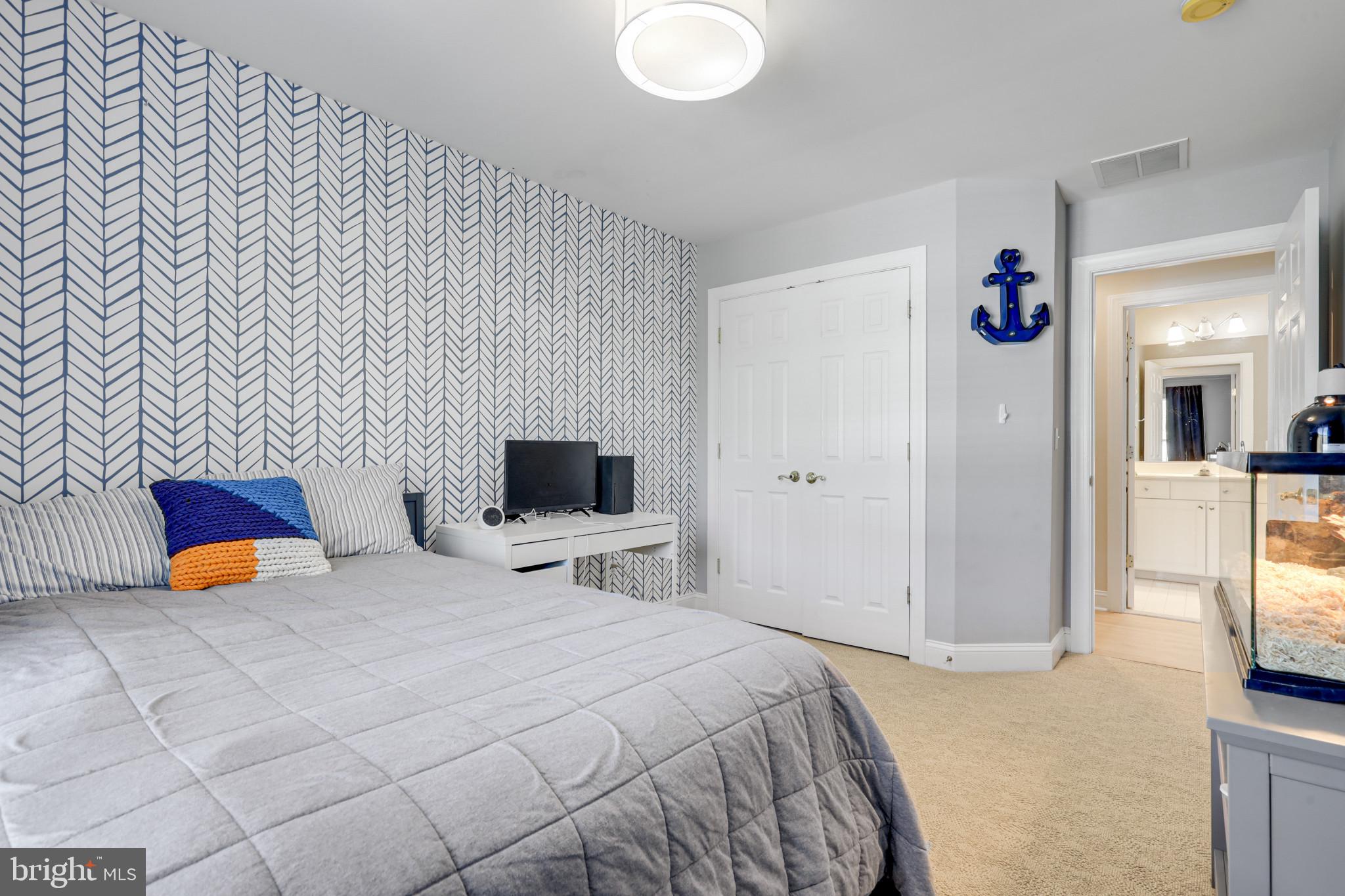 WEST ANNAPOLIS - Residential