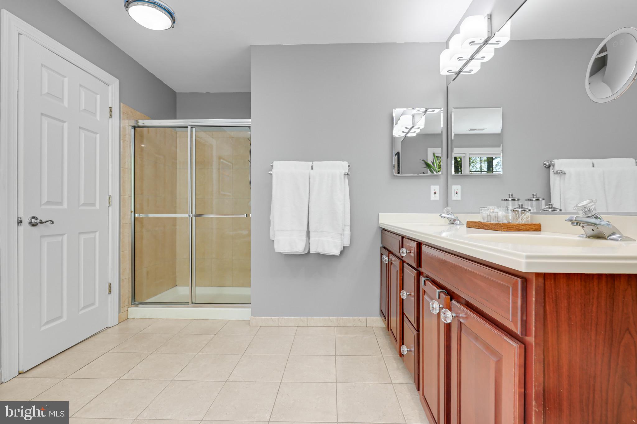 WEST ANNAPOLIS - Residential