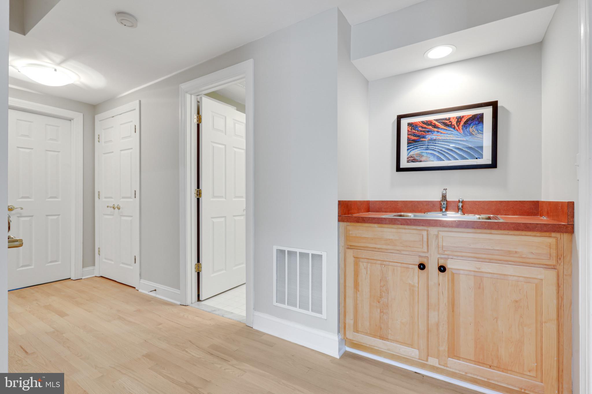 WEST ANNAPOLIS - Residential