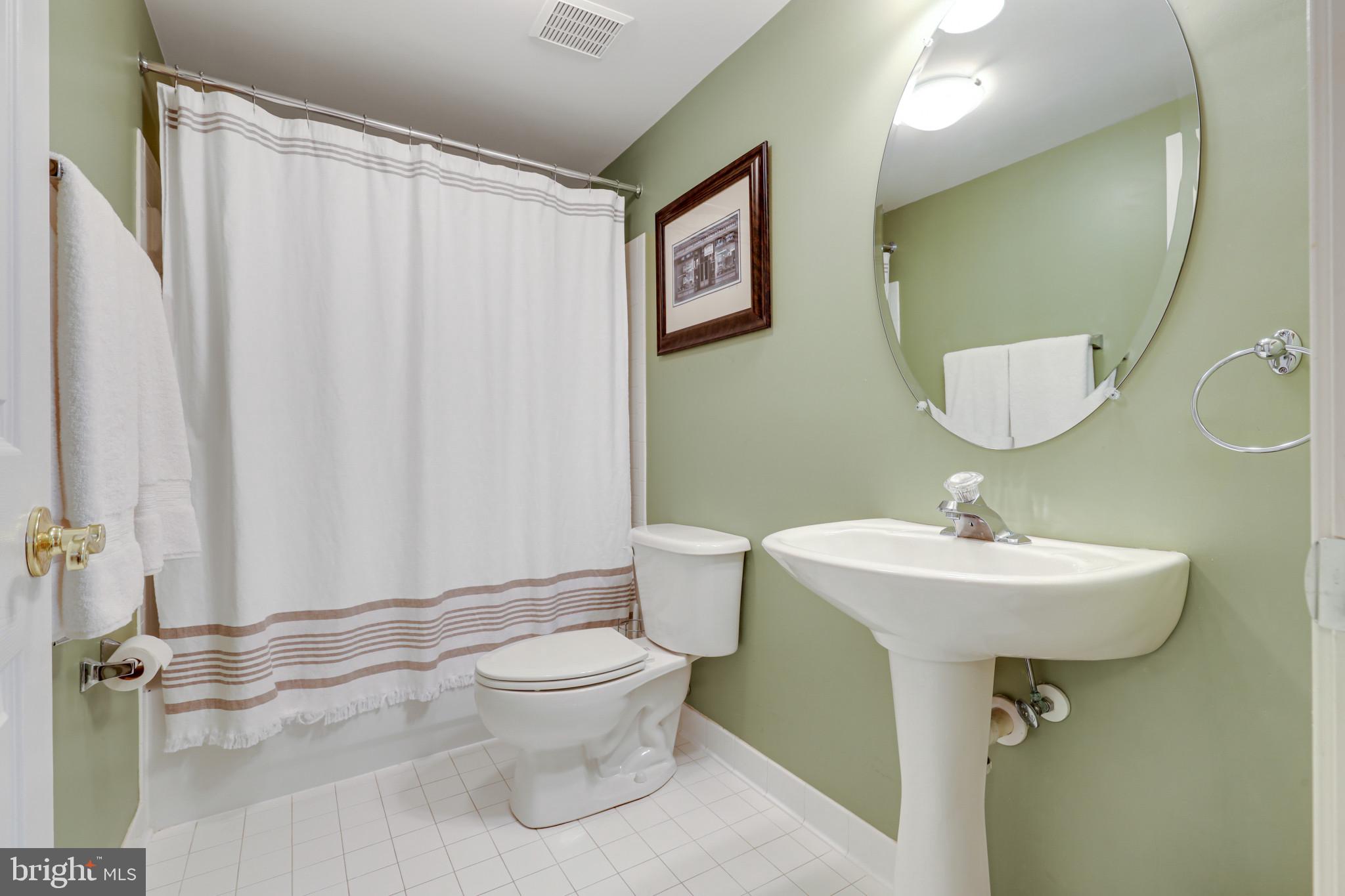 WEST ANNAPOLIS - Residential