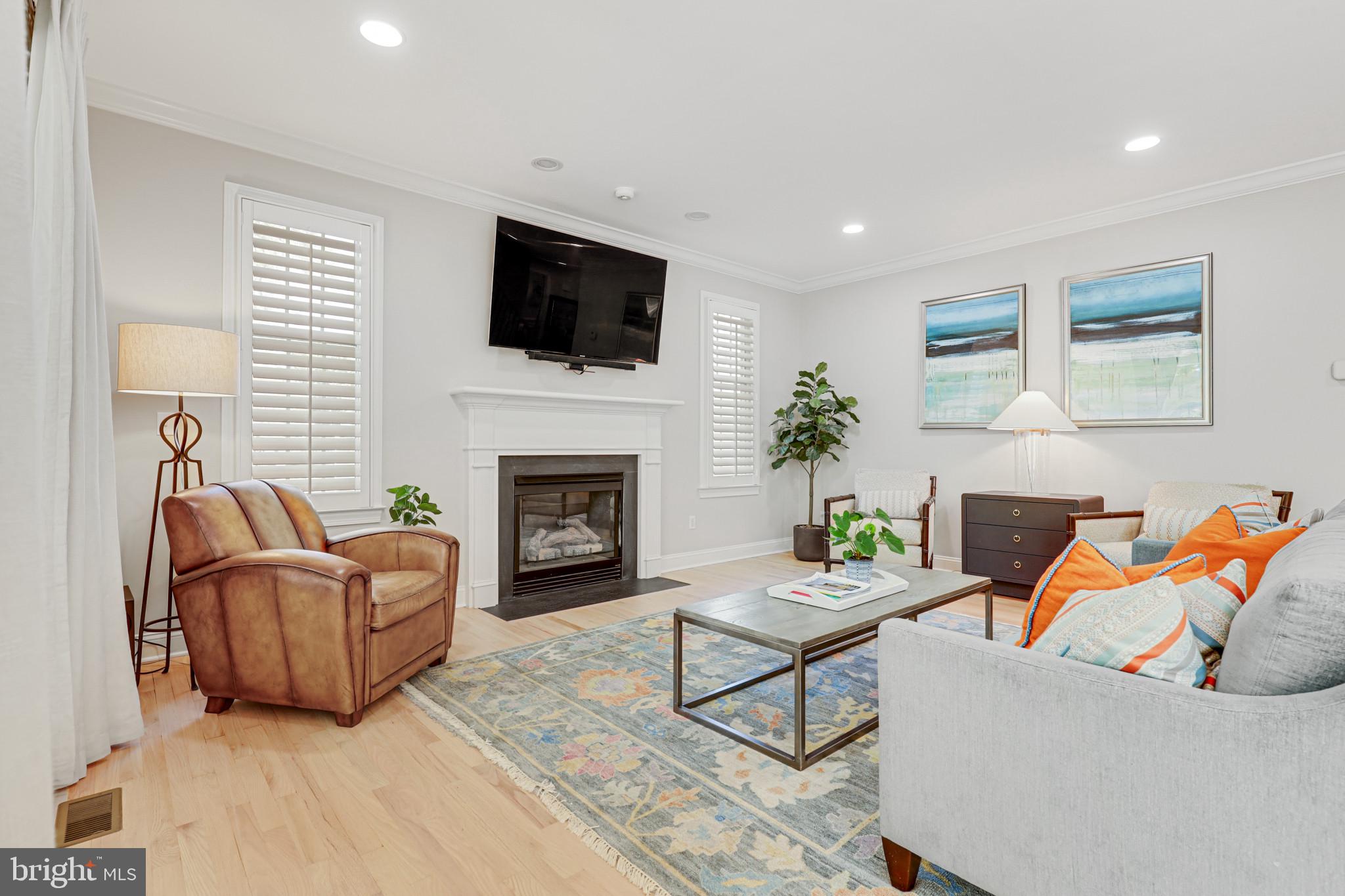 WEST ANNAPOLIS - Residential