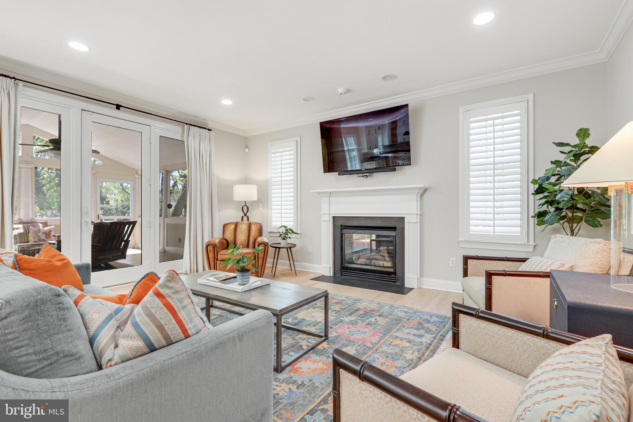 WEST ANNAPOLIS - Residential