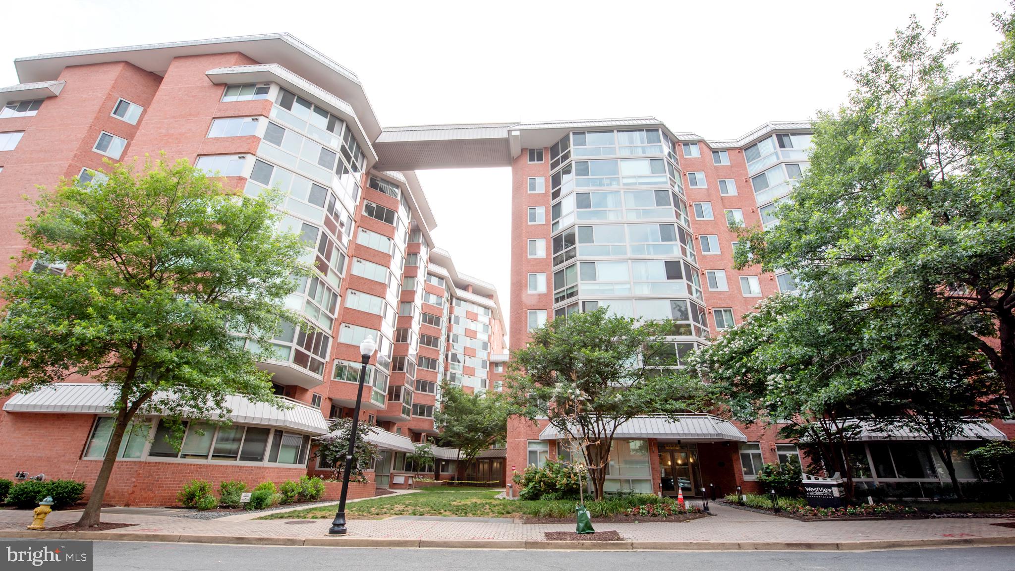 WESTVIEW AT BALLSTON METRO - Residential