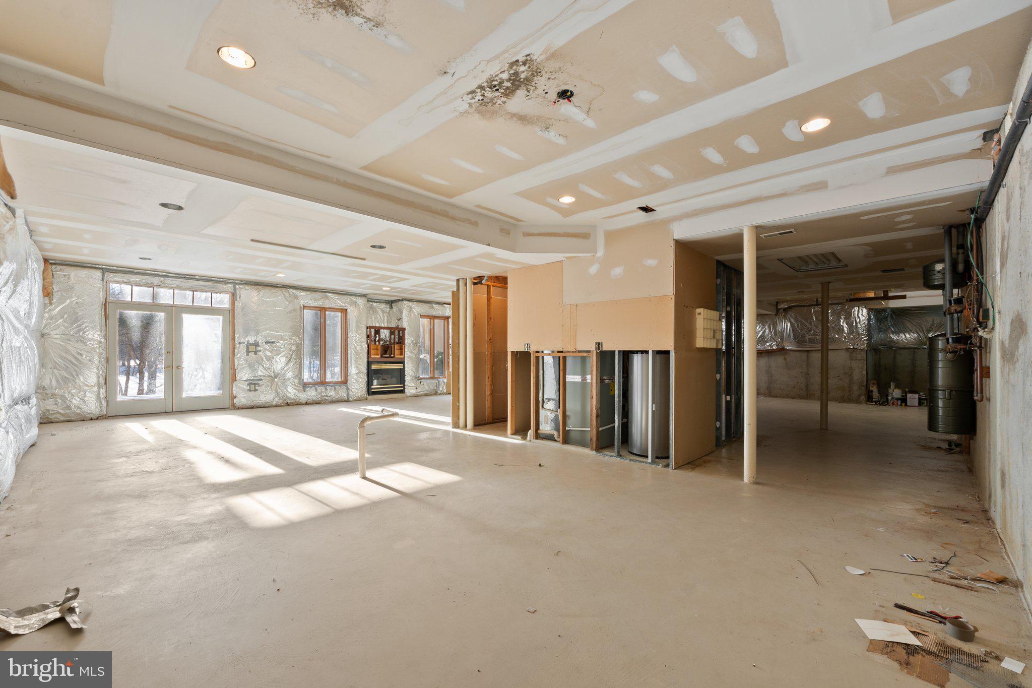 WOODMORE - Residential