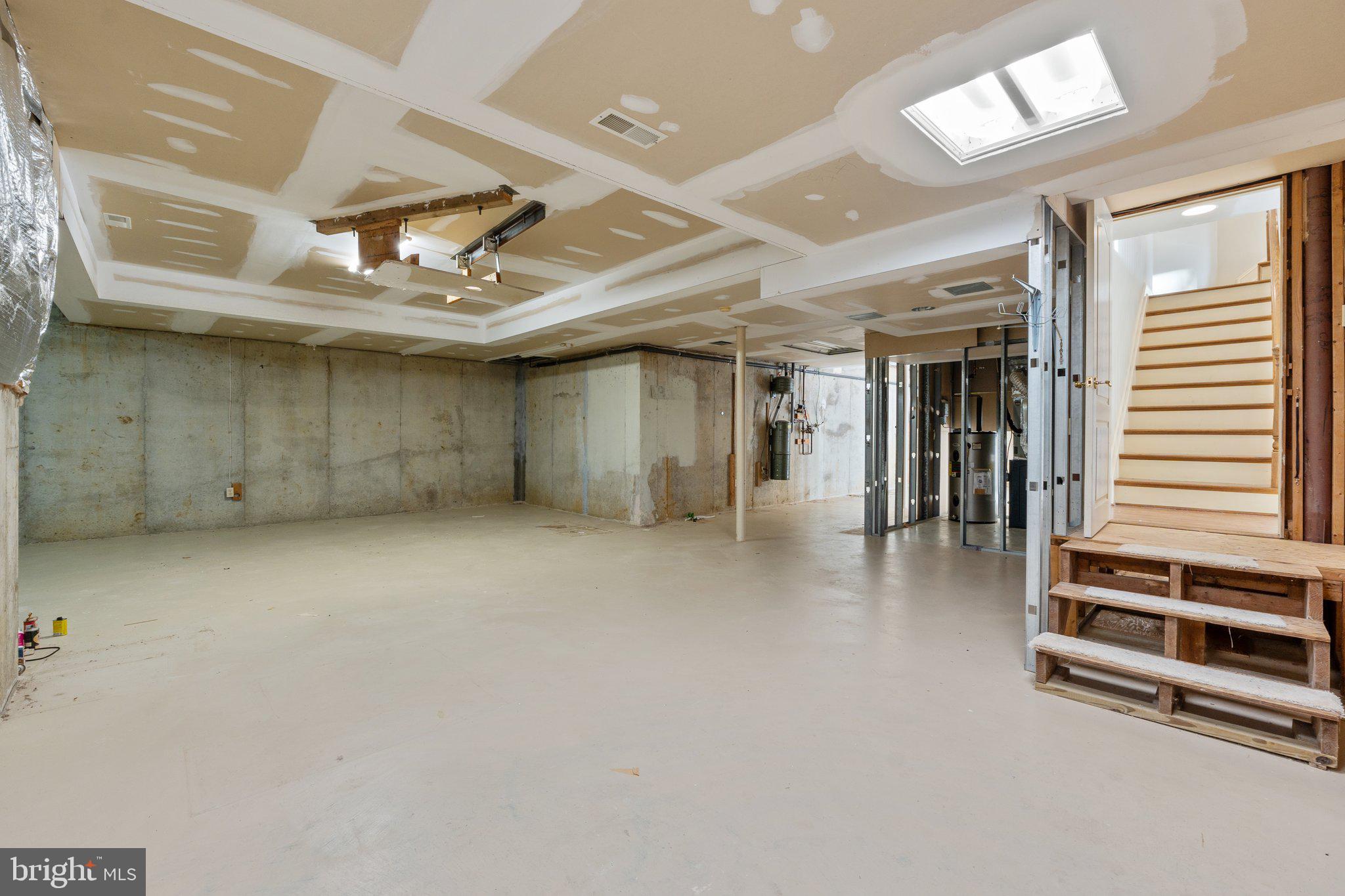 WOODMORE - Residential