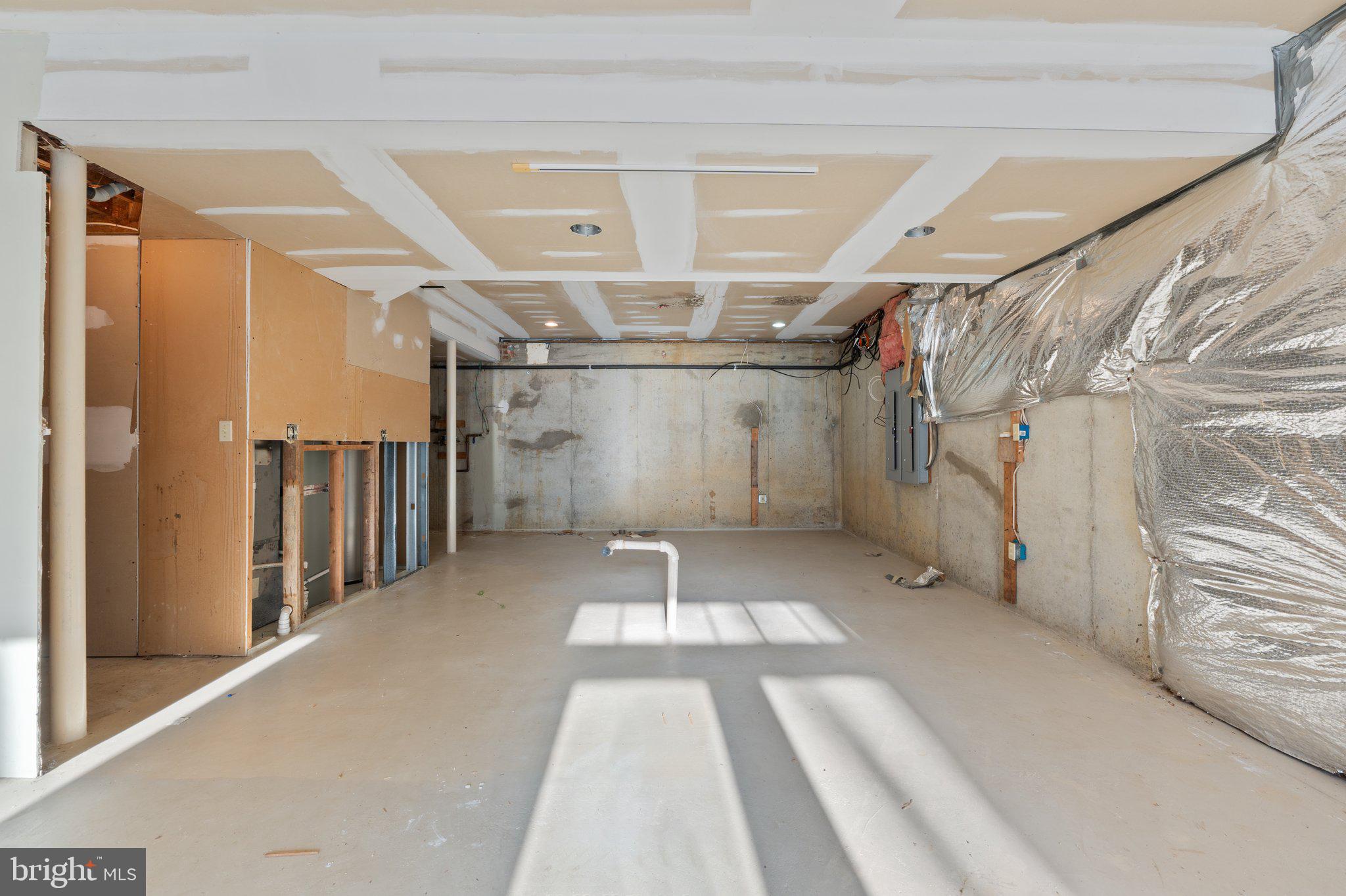 WOODMORE - Residential