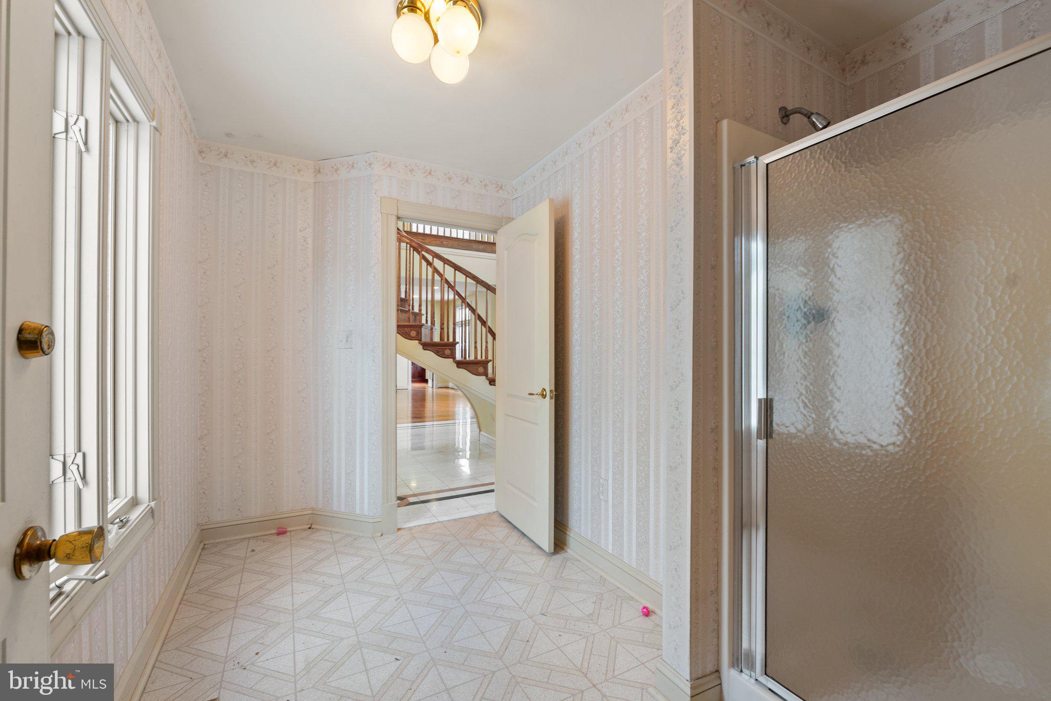 WOODMORE - Residential