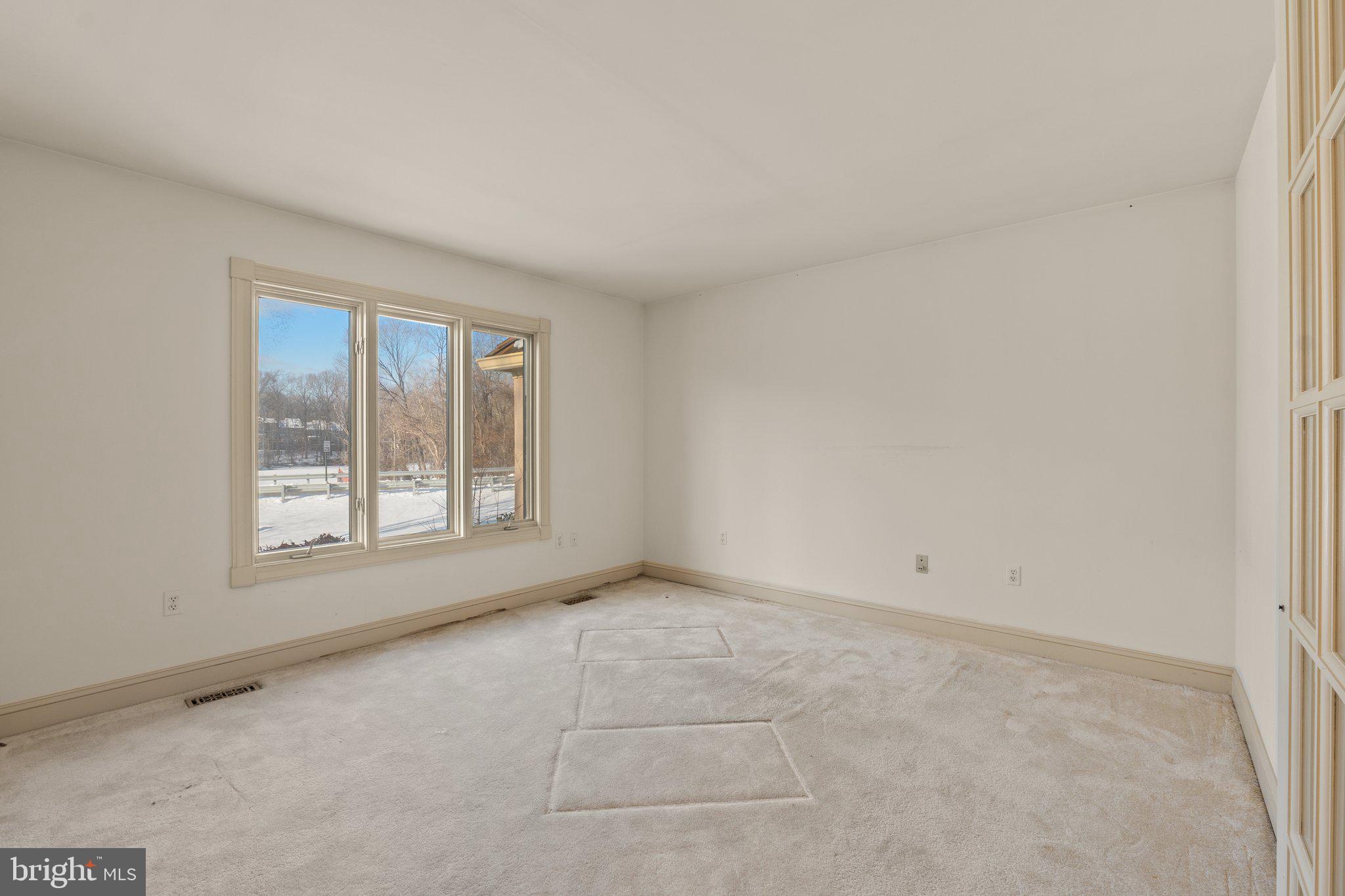 WOODMORE - Residential