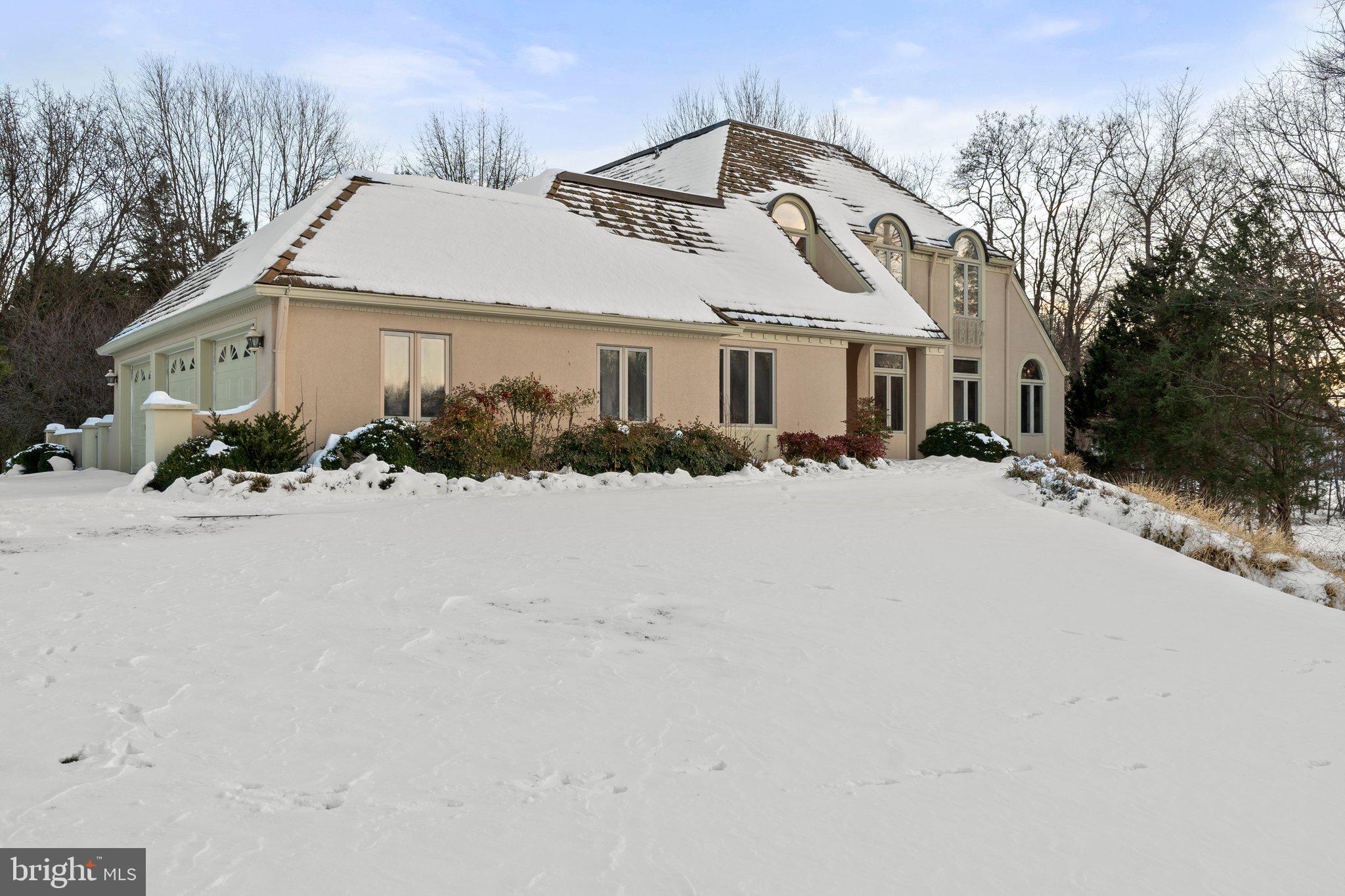 WOODMORE - Residential