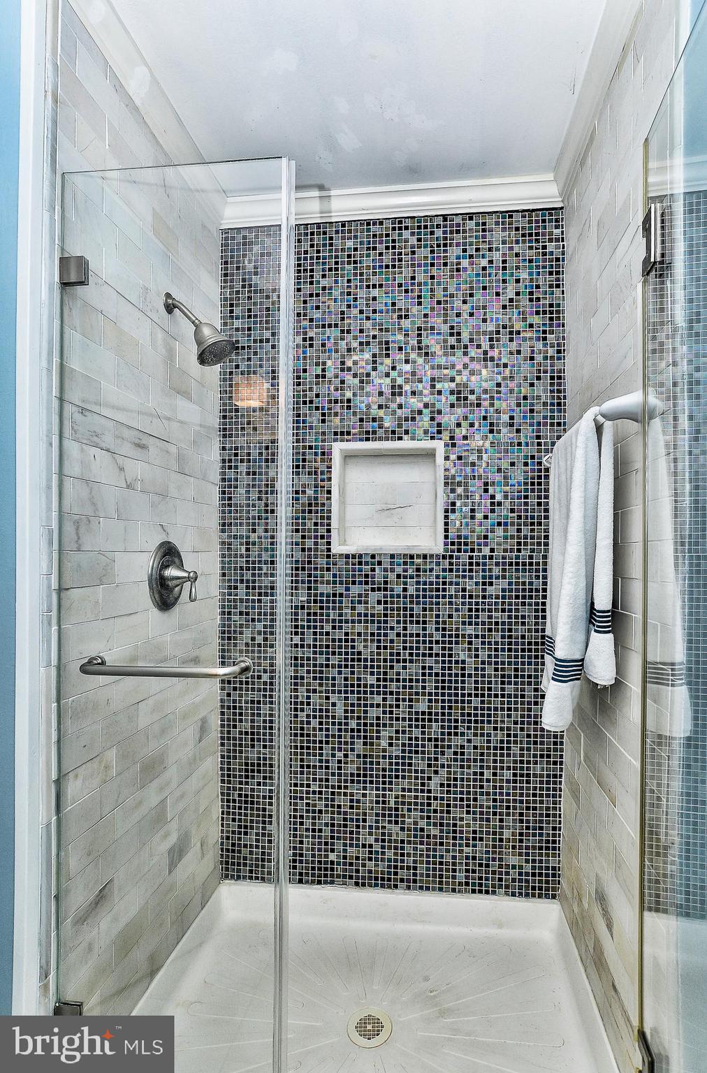 GLEN COVE - Residential