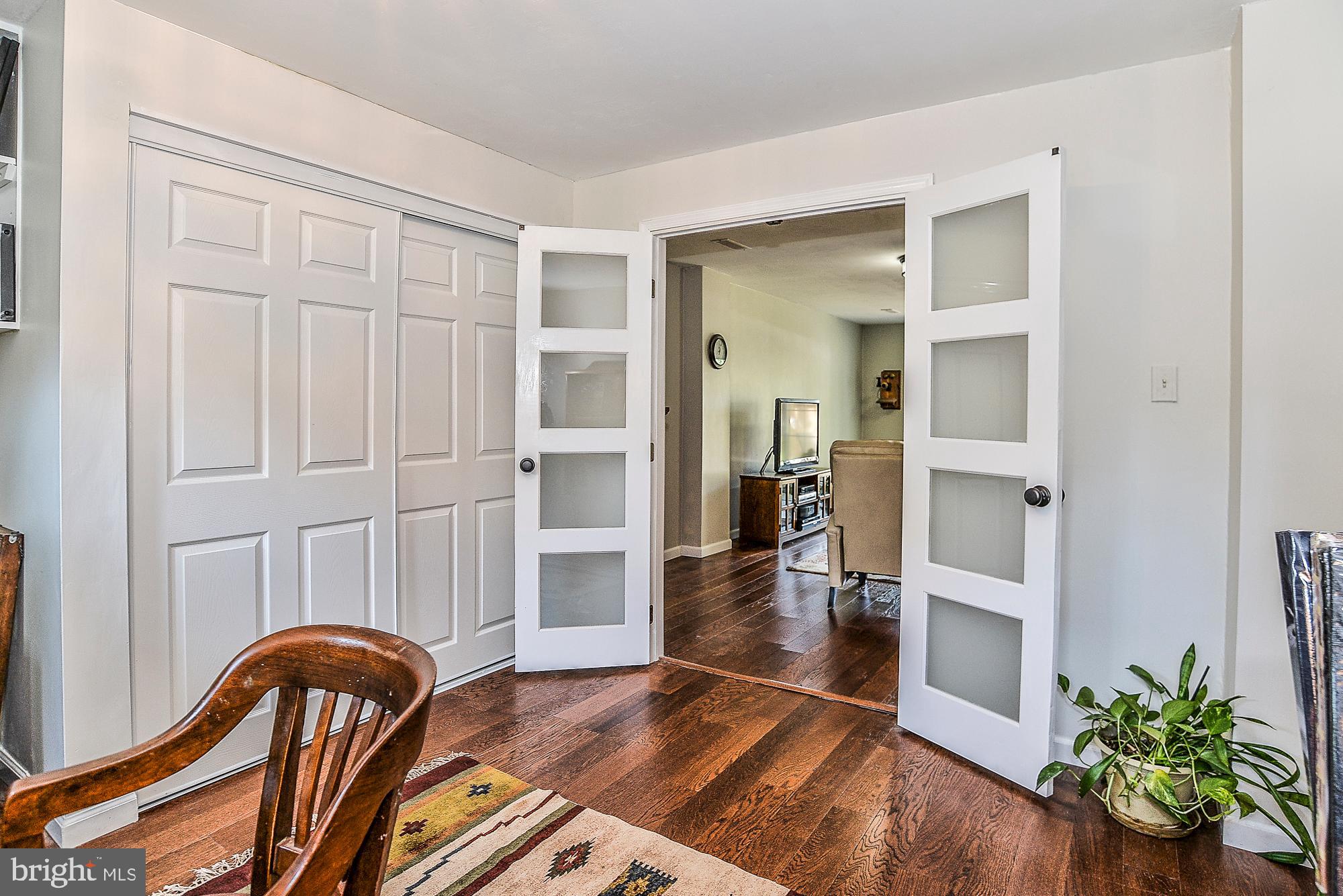 GLEN COVE - Residential