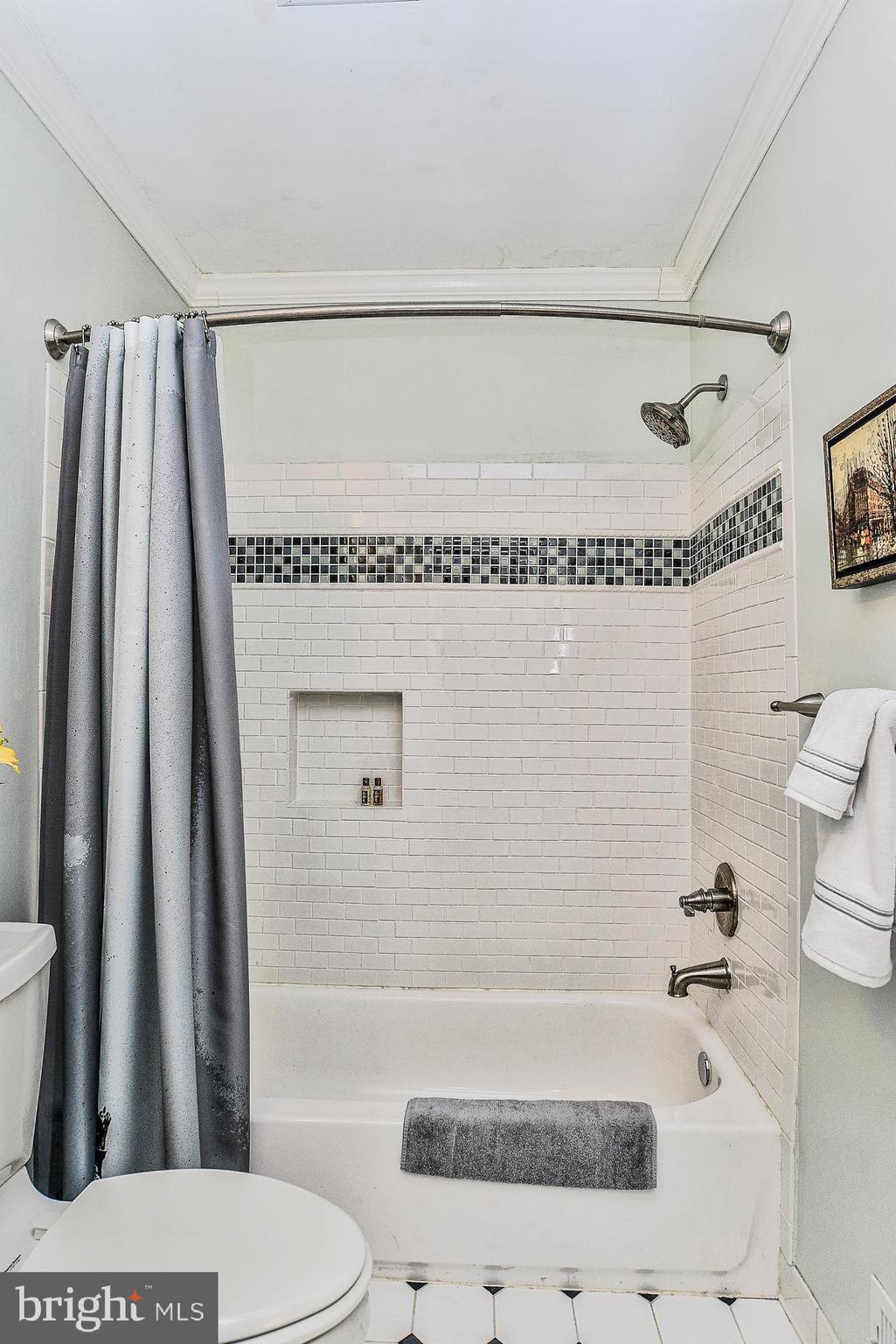 GLEN COVE - Residential