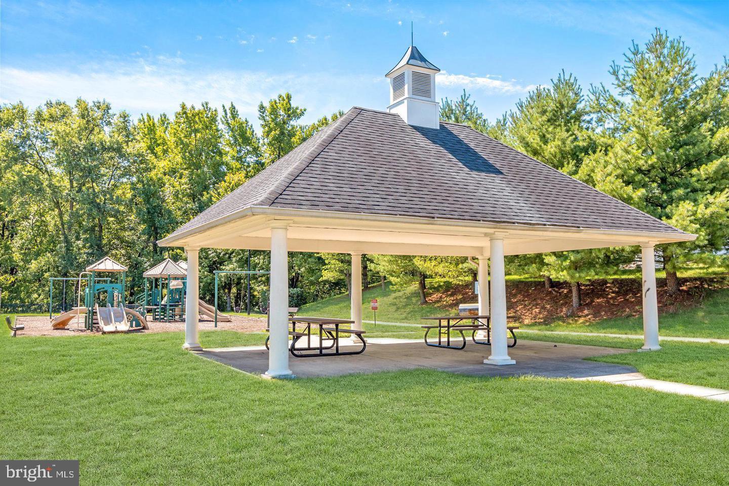 VILLAGES OF DORCHESTER - Residential