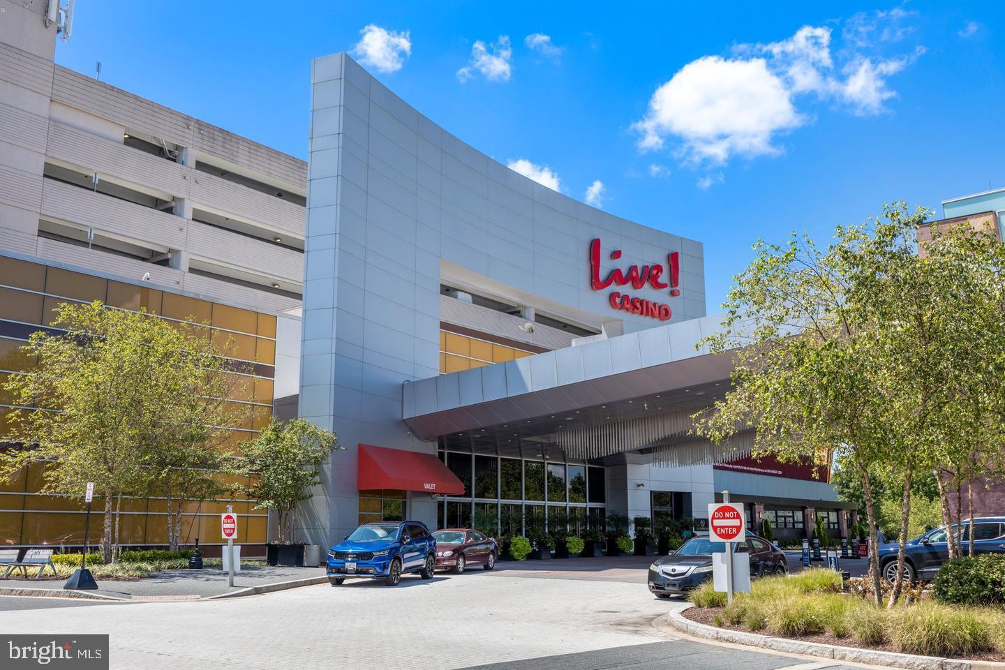 VILLAGES OF DORCHESTER - Residential