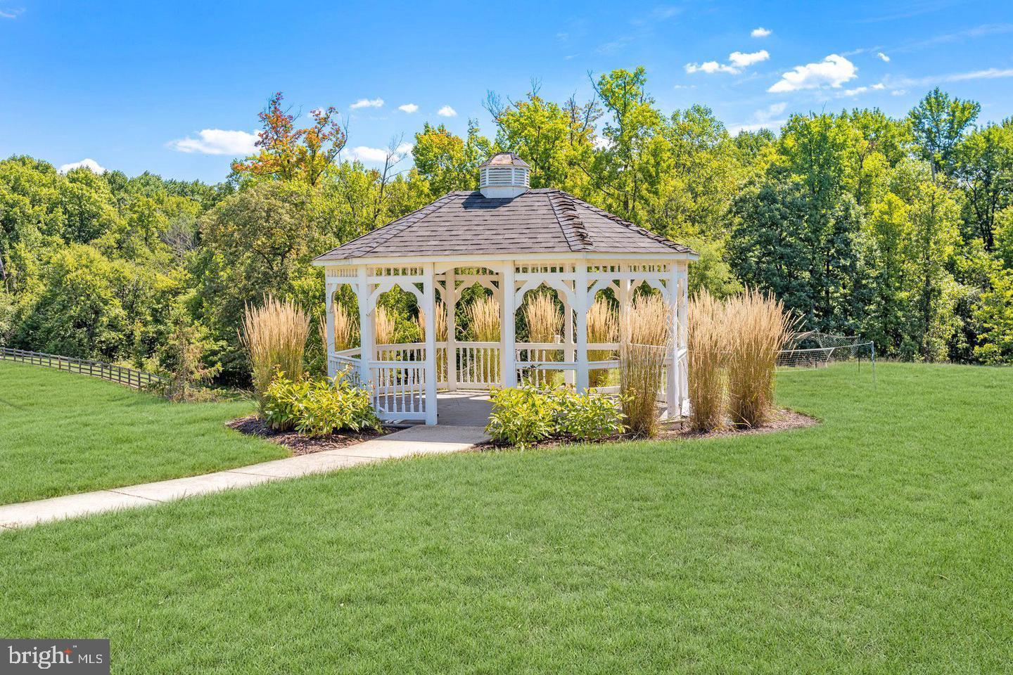 VILLAGES OF DORCHESTER - Residential