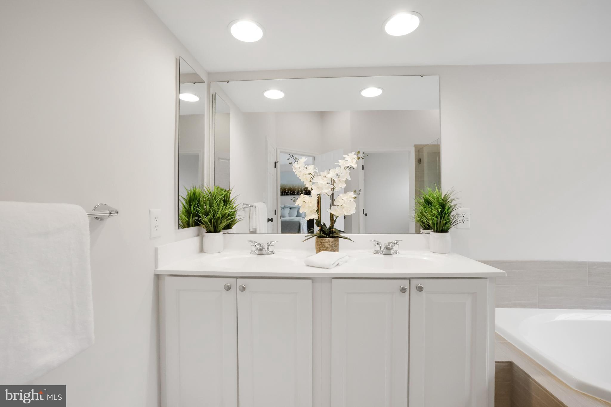 VILLAGES OF DORCHESTER - Residential