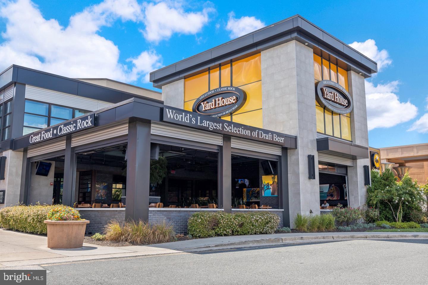 VILLAGES OF DORCHESTER - Residential