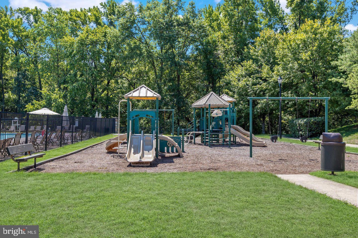 VILLAGES OF DORCHESTER - Residential