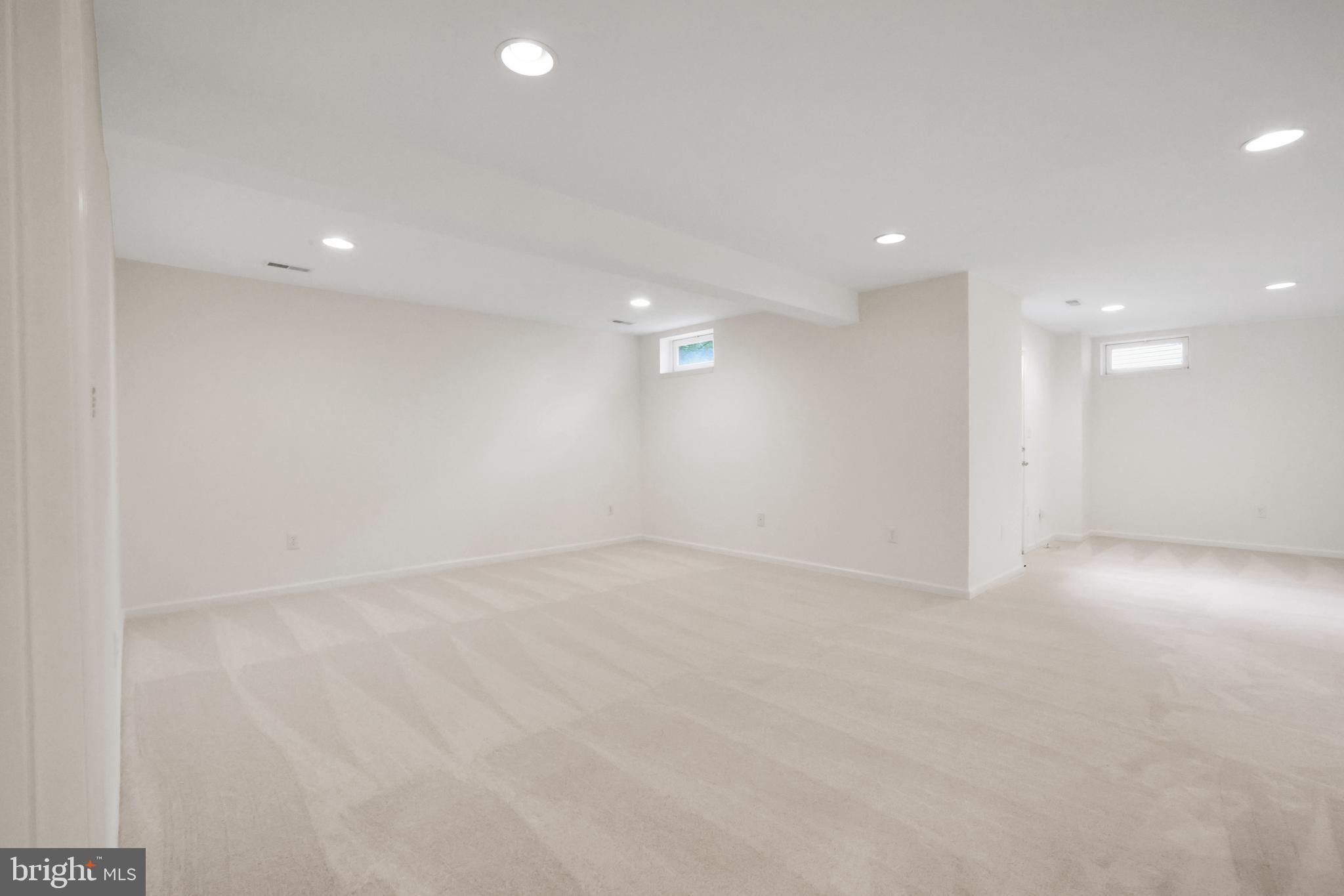 VILLAGES OF DORCHESTER - Residential