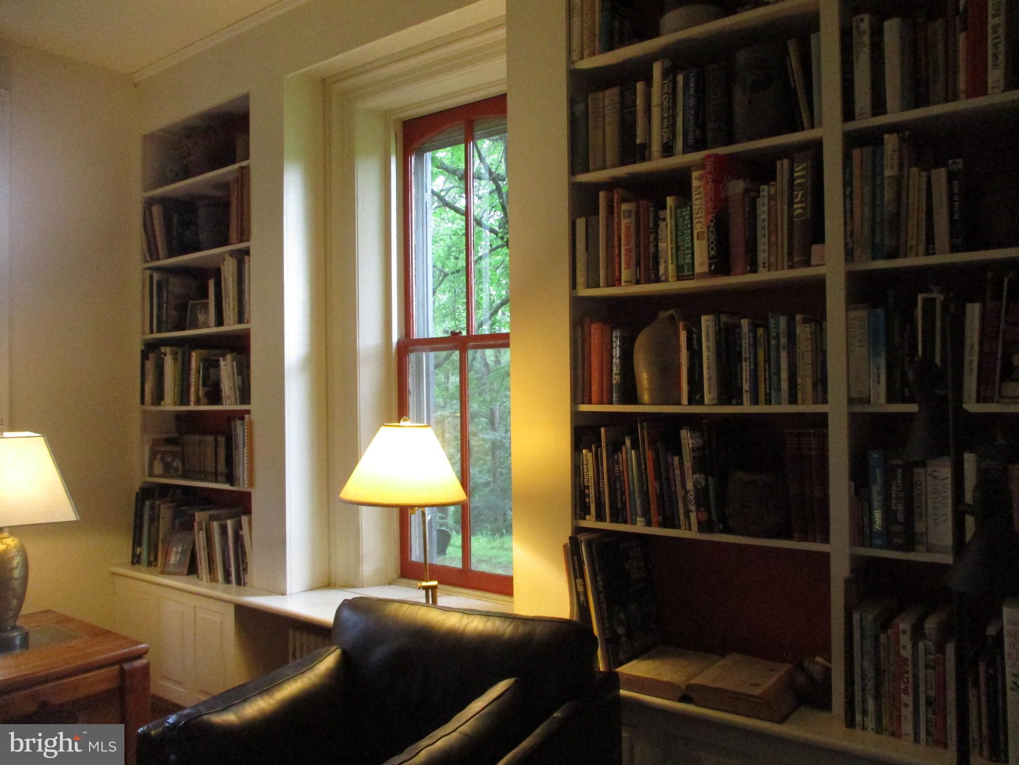 KEEDYSVILLE - Residential