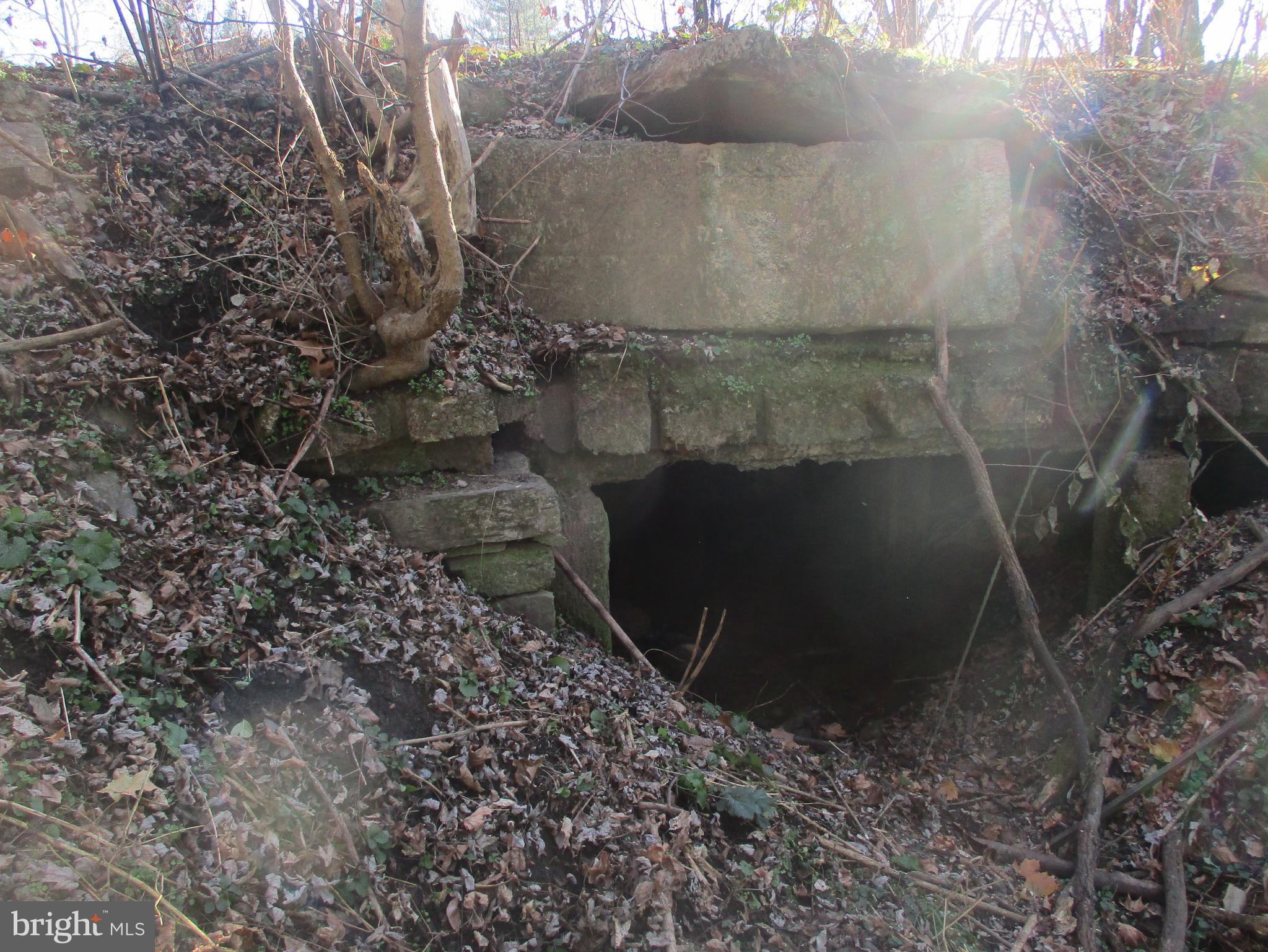 KEEDYSVILLE - Residential