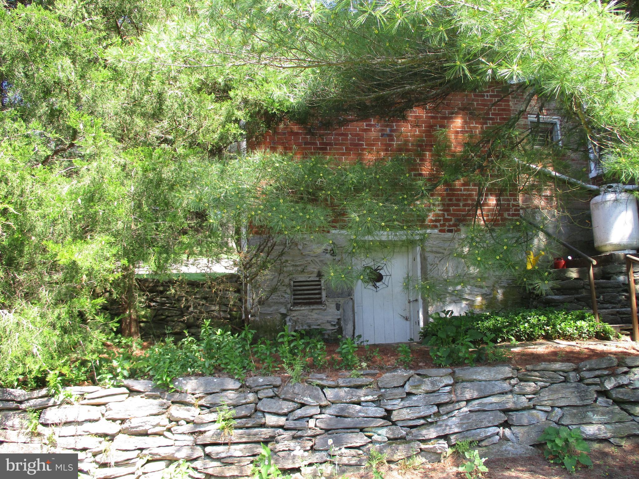 KEEDYSVILLE - Residential