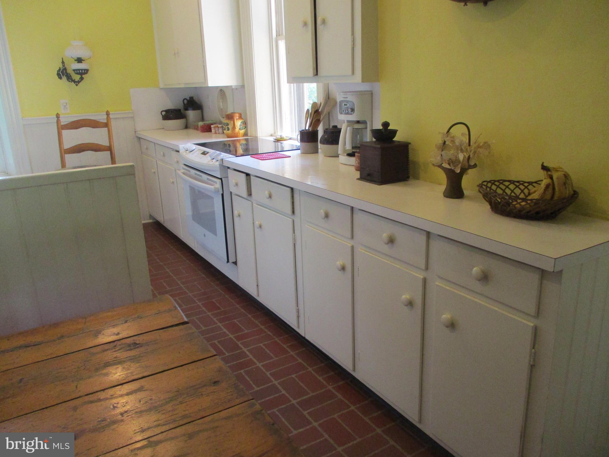 KEEDYSVILLE - Residential