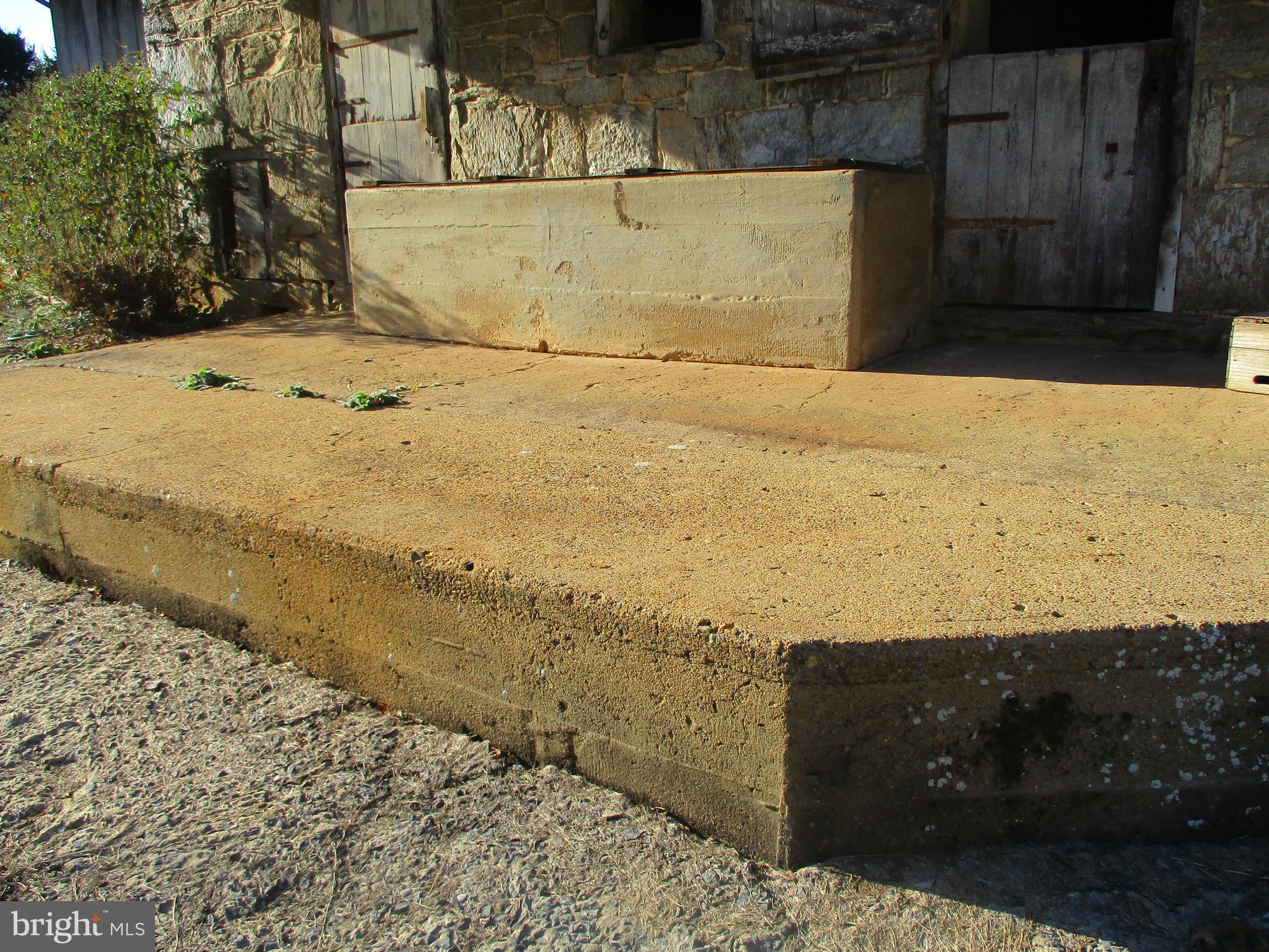 KEEDYSVILLE - Residential