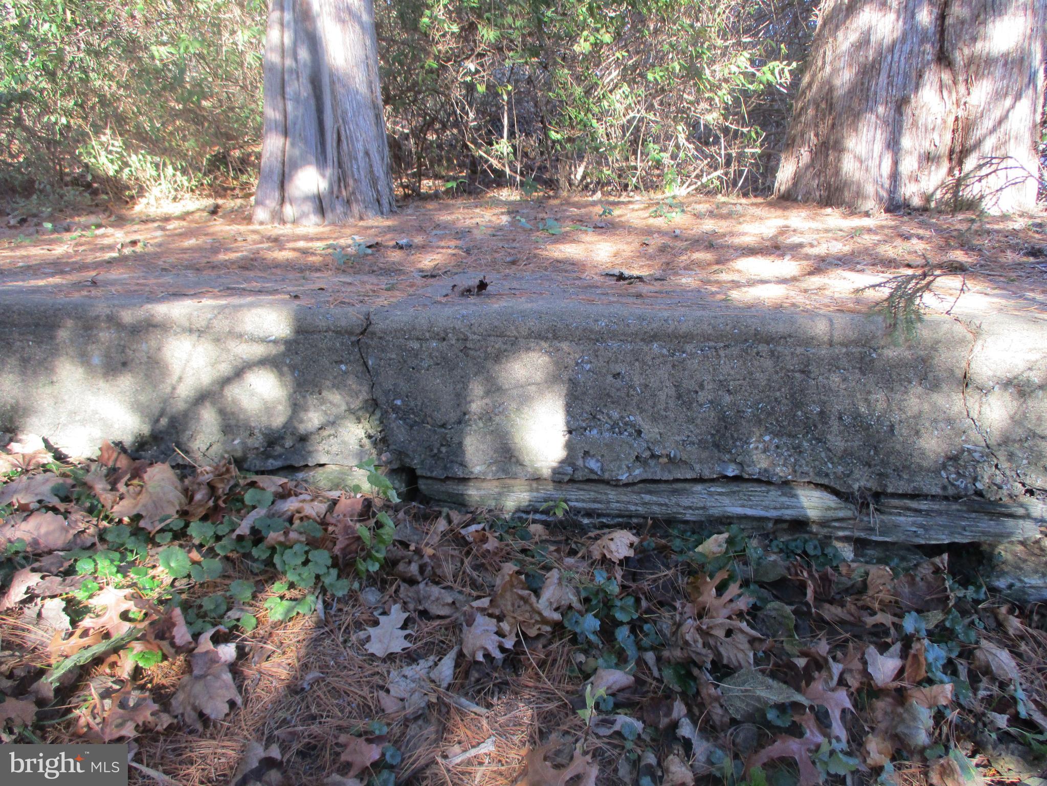 KEEDYSVILLE - Residential