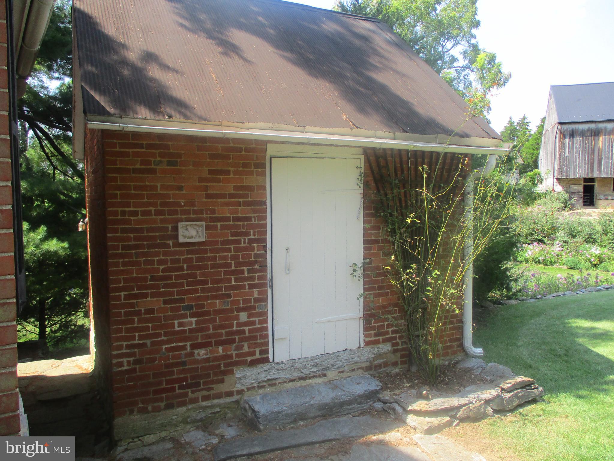 KEEDYSVILLE - Residential