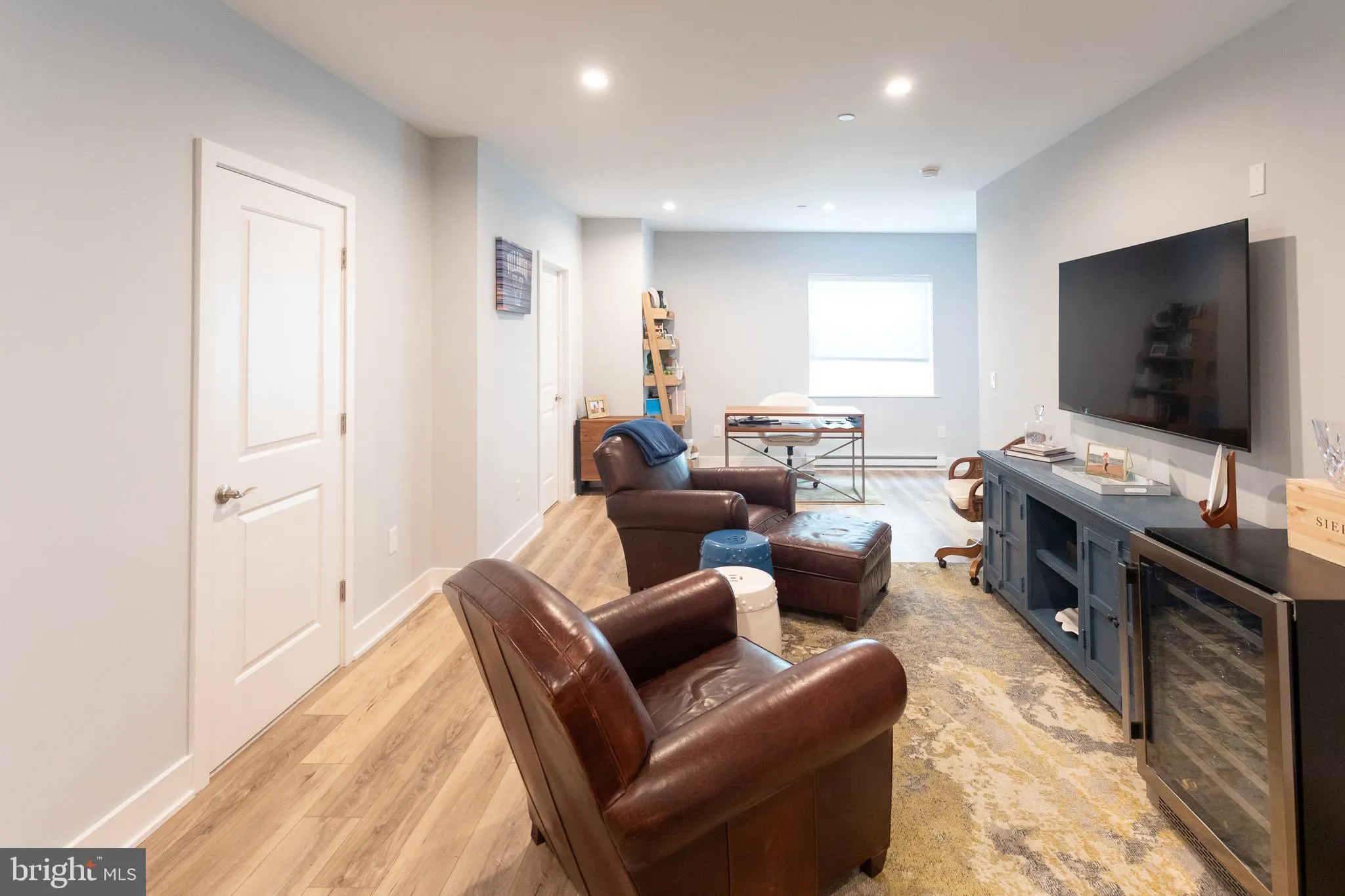 King Of Prussia, Pennsylvania 19406, United States, 3 Bedrooms Bedrooms, ,4 BathroomsBathrooms,Residential,Pending,214195