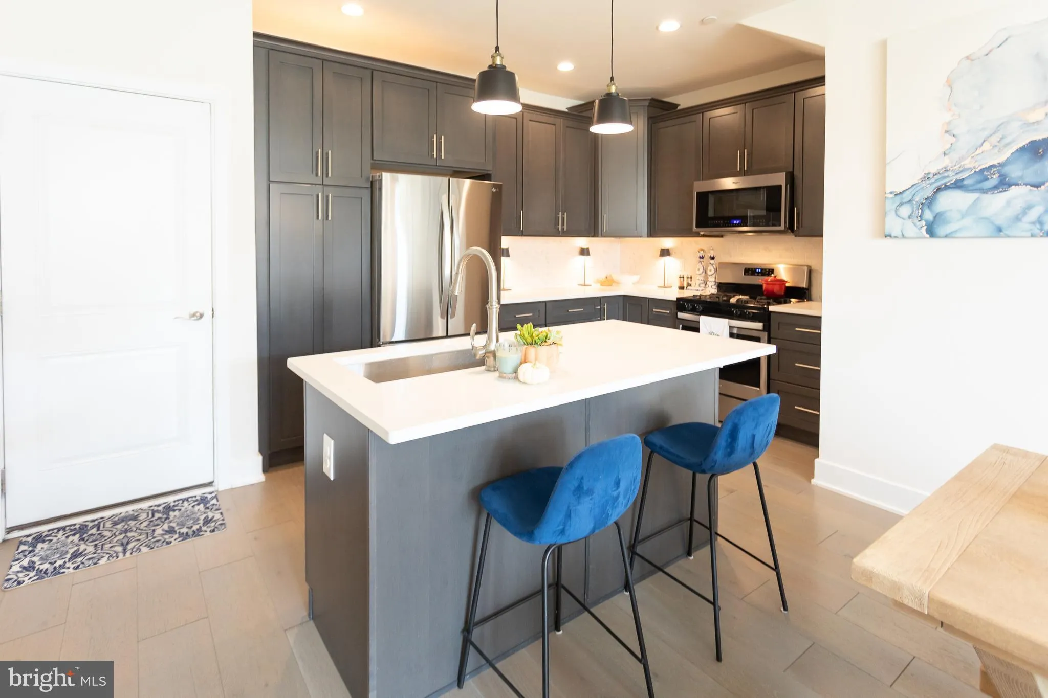 King Of Prussia, Pennsylvania 19406, United States, 3 Bedrooms Bedrooms, ,4 BathroomsBathrooms,Residential,Pending,214195