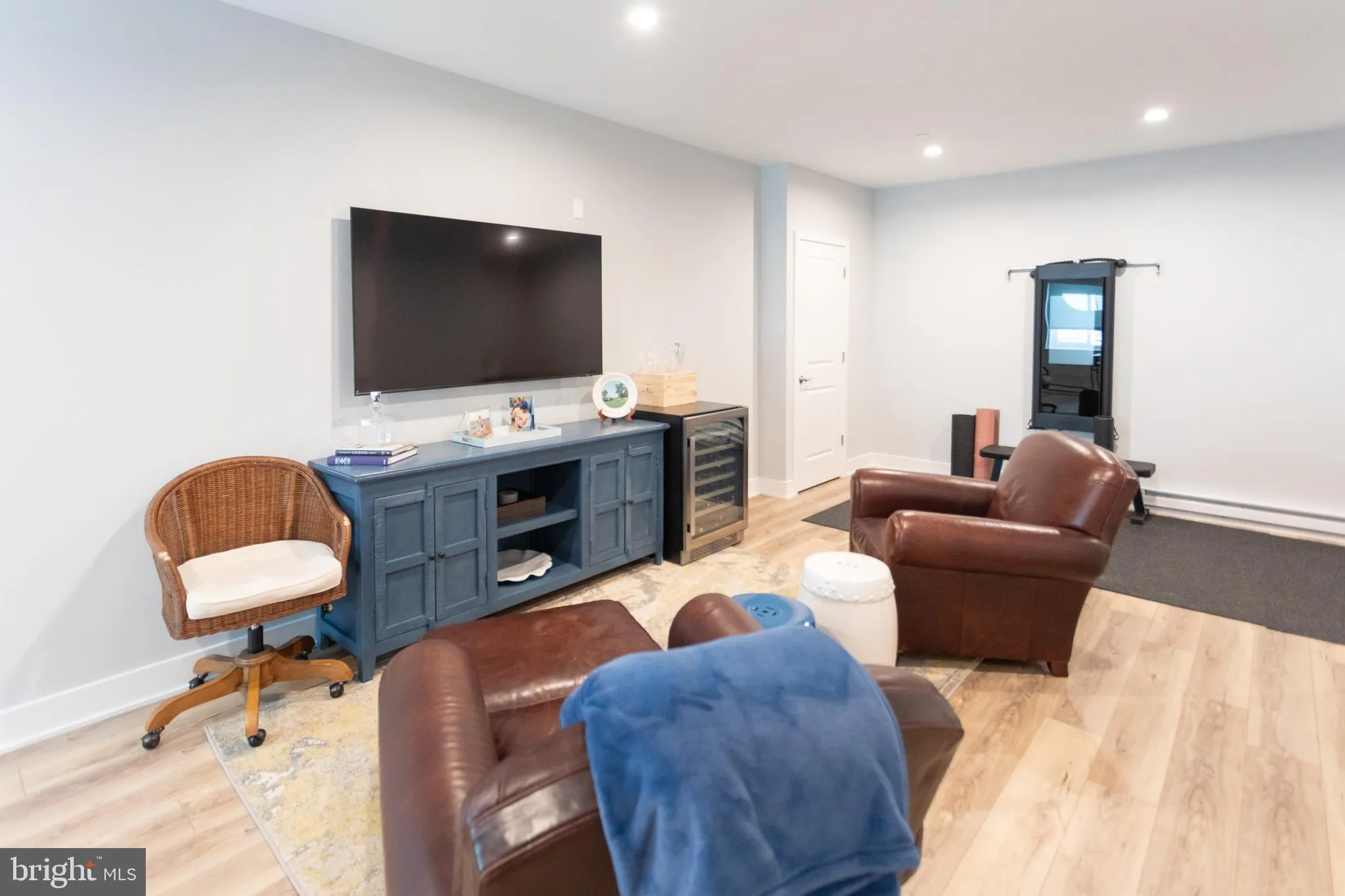 King Of Prussia, Pennsylvania 19406, United States, 3 Bedrooms Bedrooms, ,4 BathroomsBathrooms,Residential,Pending,214195