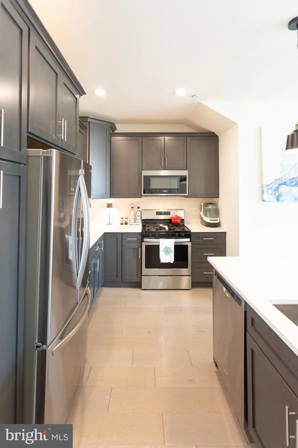 King Of Prussia, Pennsylvania 19406, United States, 3 Bedrooms Bedrooms, ,4 BathroomsBathrooms,Residential,Pending,214195