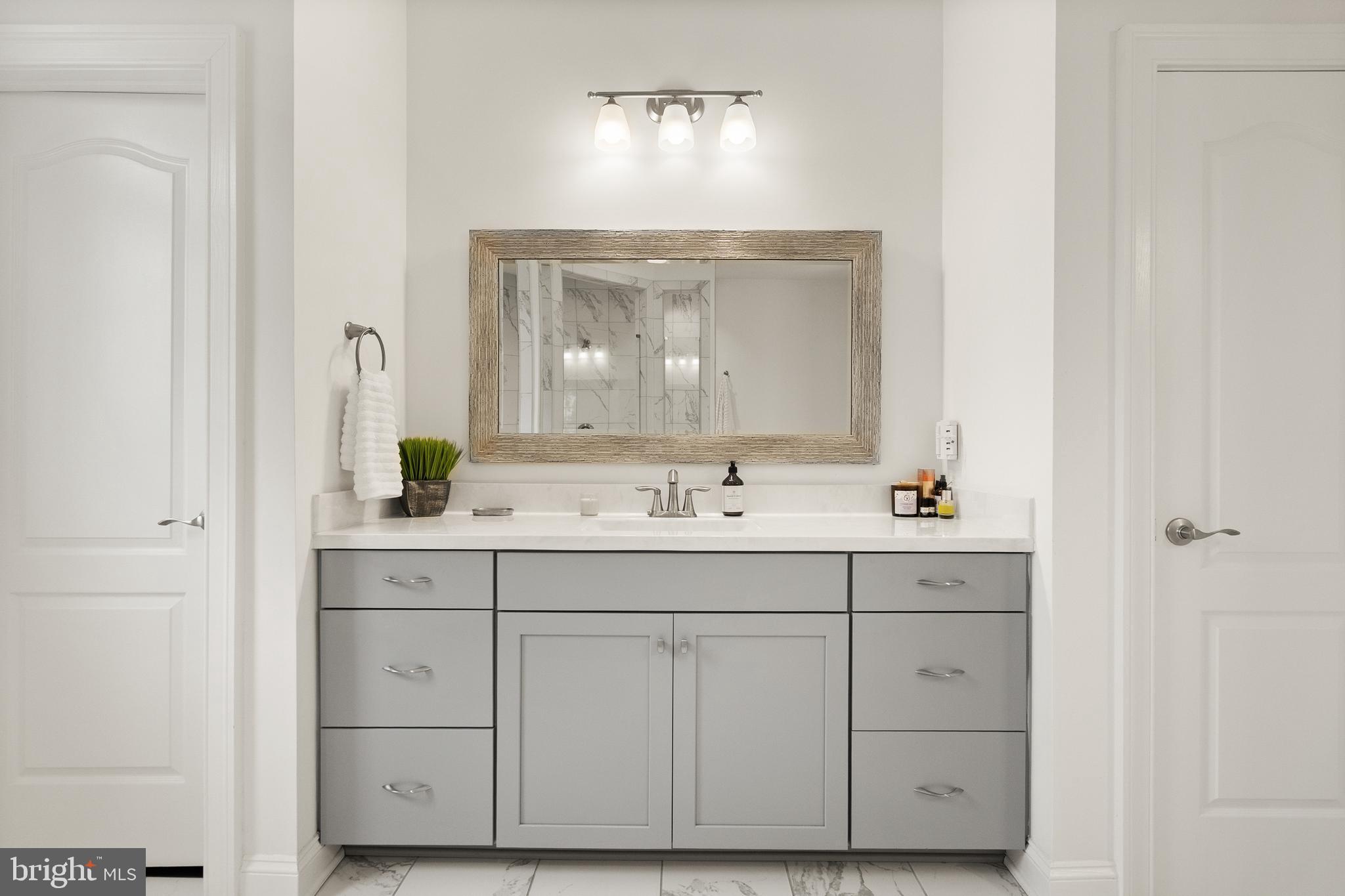 GREENS SOUTH AT WILLOWSF - Residential