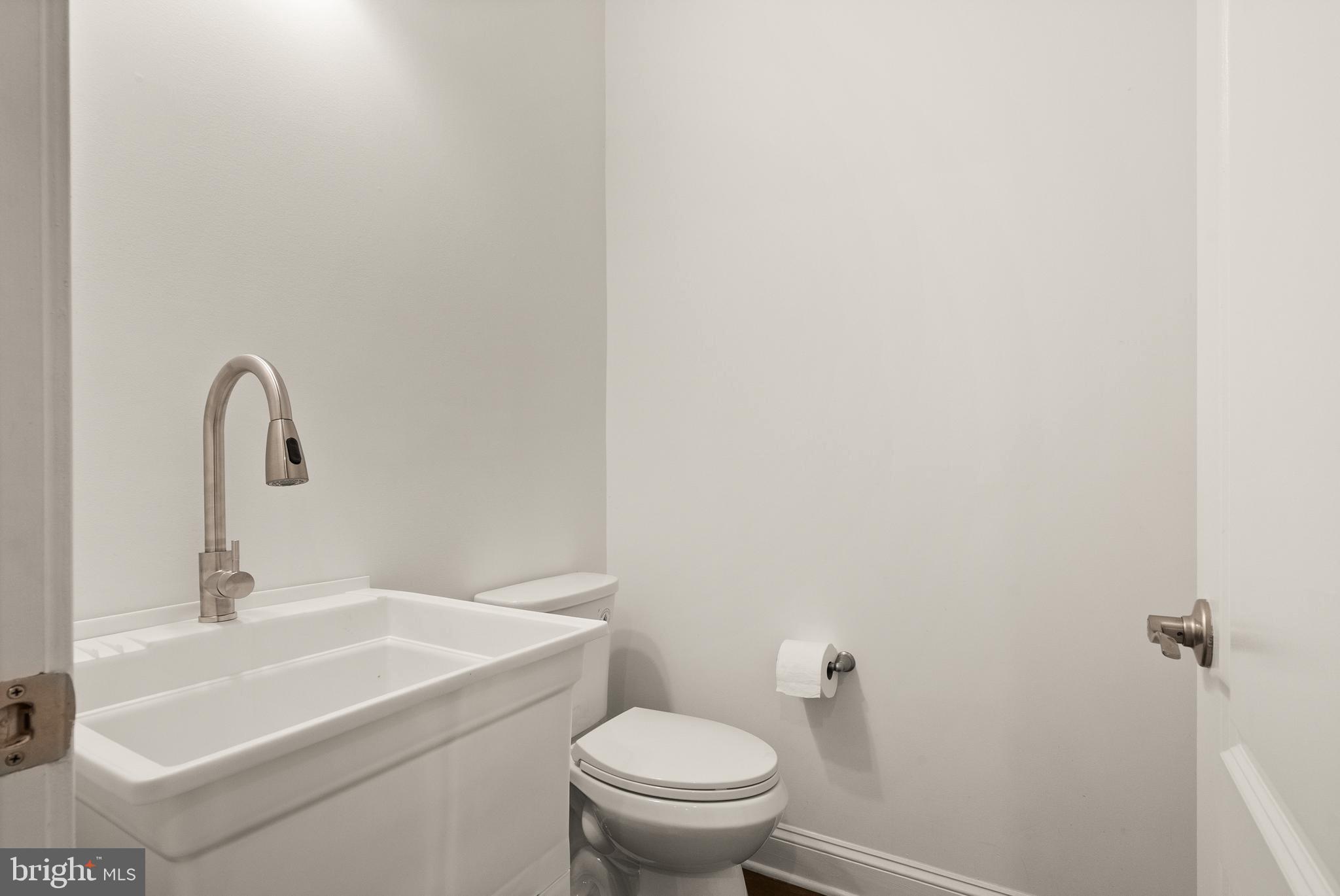 GREENS SOUTH AT WILLOWSF - Residential